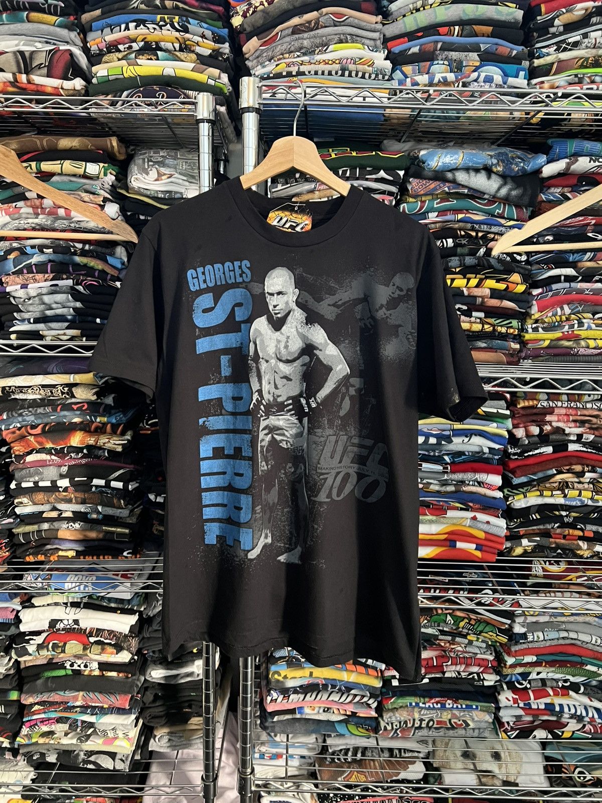 UFC 2008 Georges St Pierre MMA Fighter Box Tee Size US M / EU 48-50 / 2 - 1 Thumbnail