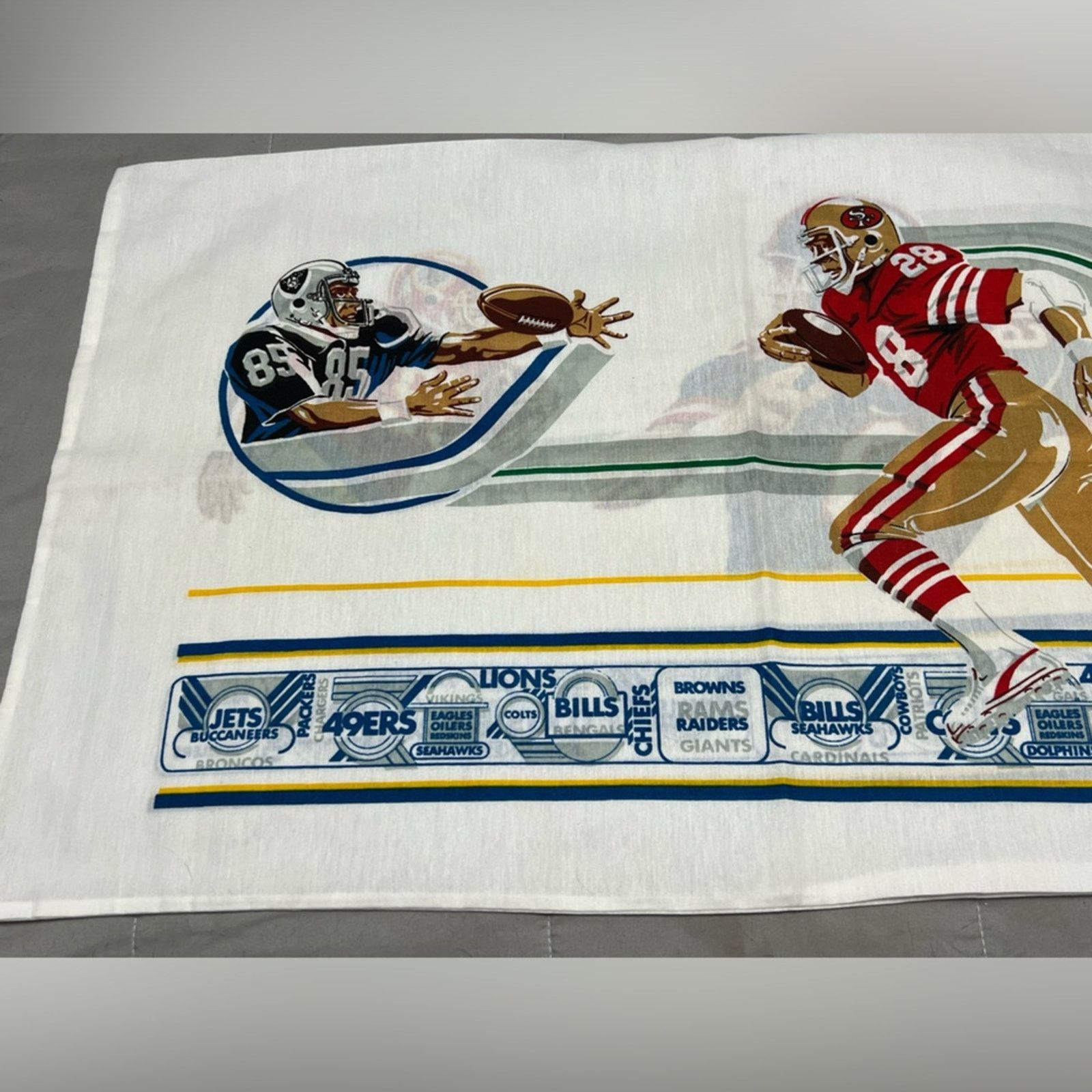 NFL NEW Vintage Football Bed Pillow Case Giants 49ers 80’s NFL Size US XL / EU 56 / 4 - 3 Thumbnail