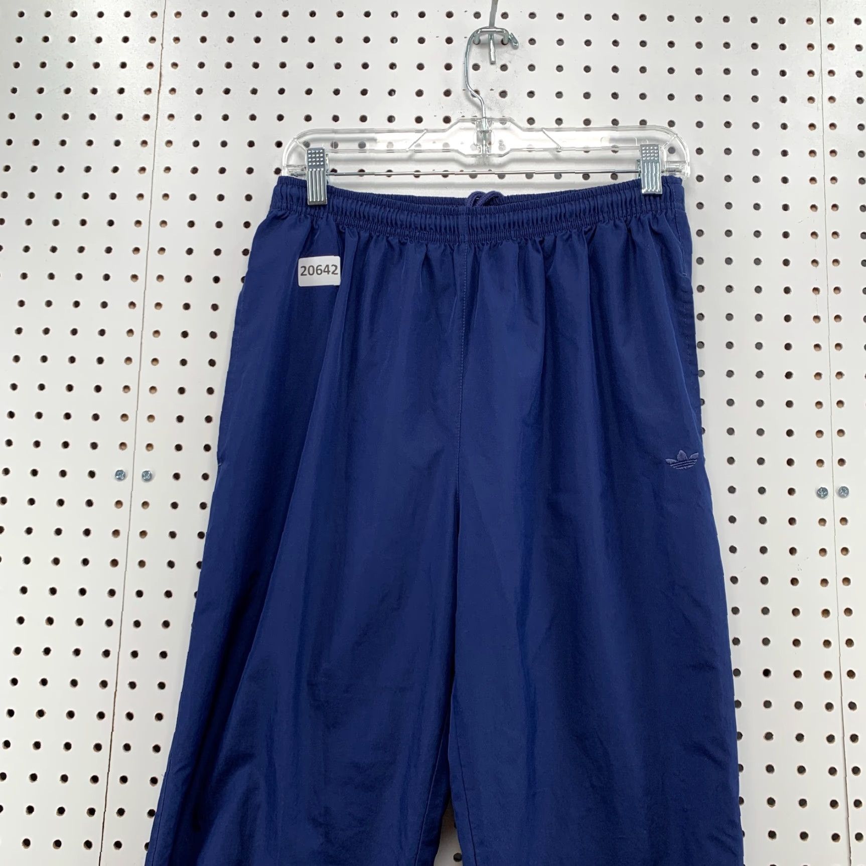 Adidas VINTAGE adidas Track Pants Mens Large Navy Blue Tonal Logo 30" Inseam 28x30 Size US 33 - 2 Thumbnail