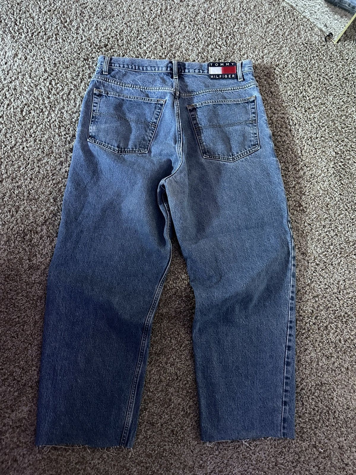 Tommy Hilfiger Vintage baggy fit Tommy Hilfiger jeans Size US 35 - 3 Thumbnail