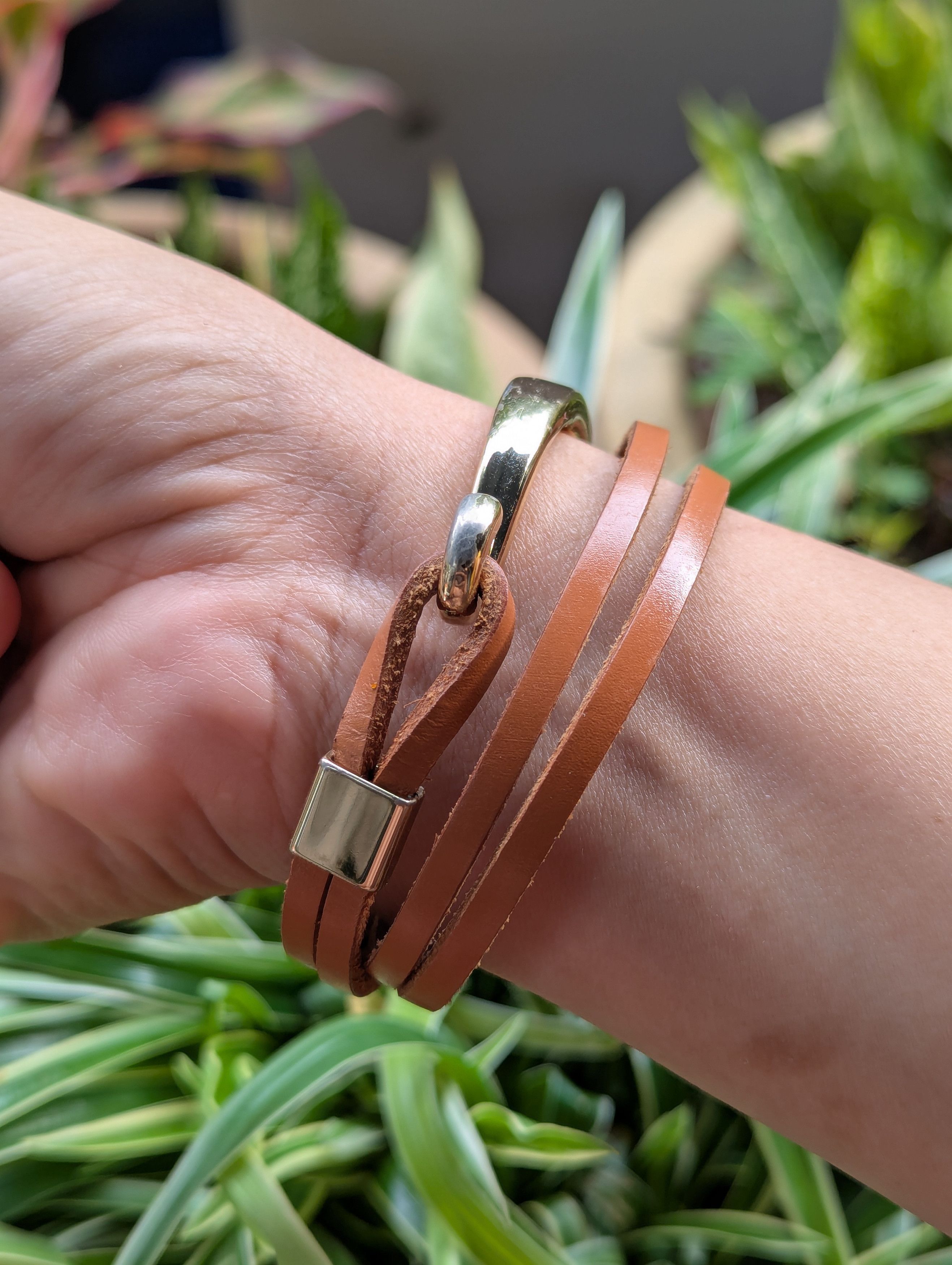 Leather S-hook Double Wrap Leather Bracelet Size ONE SIZE - 3 Thumbnail