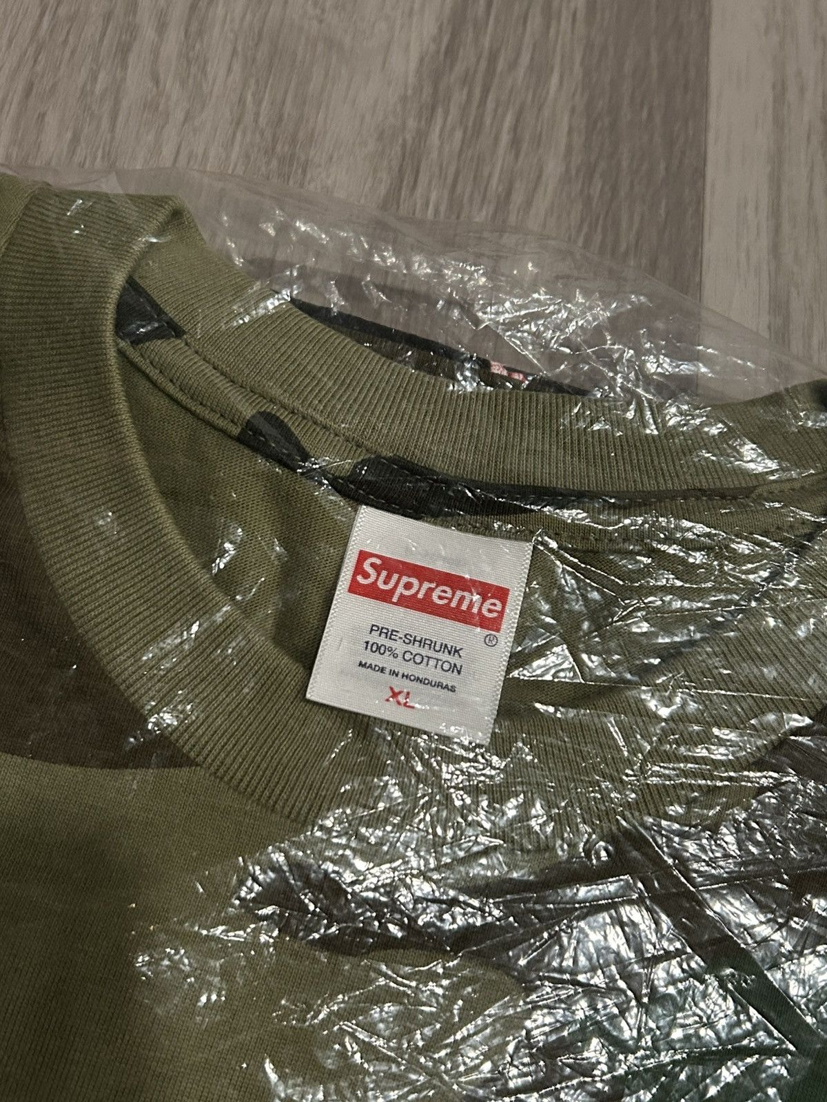 Supreme Supreme Playboi Carti Tee Woodland Camo Size XL Size US XL / EU 56 / 4 - 4 Thumbnail