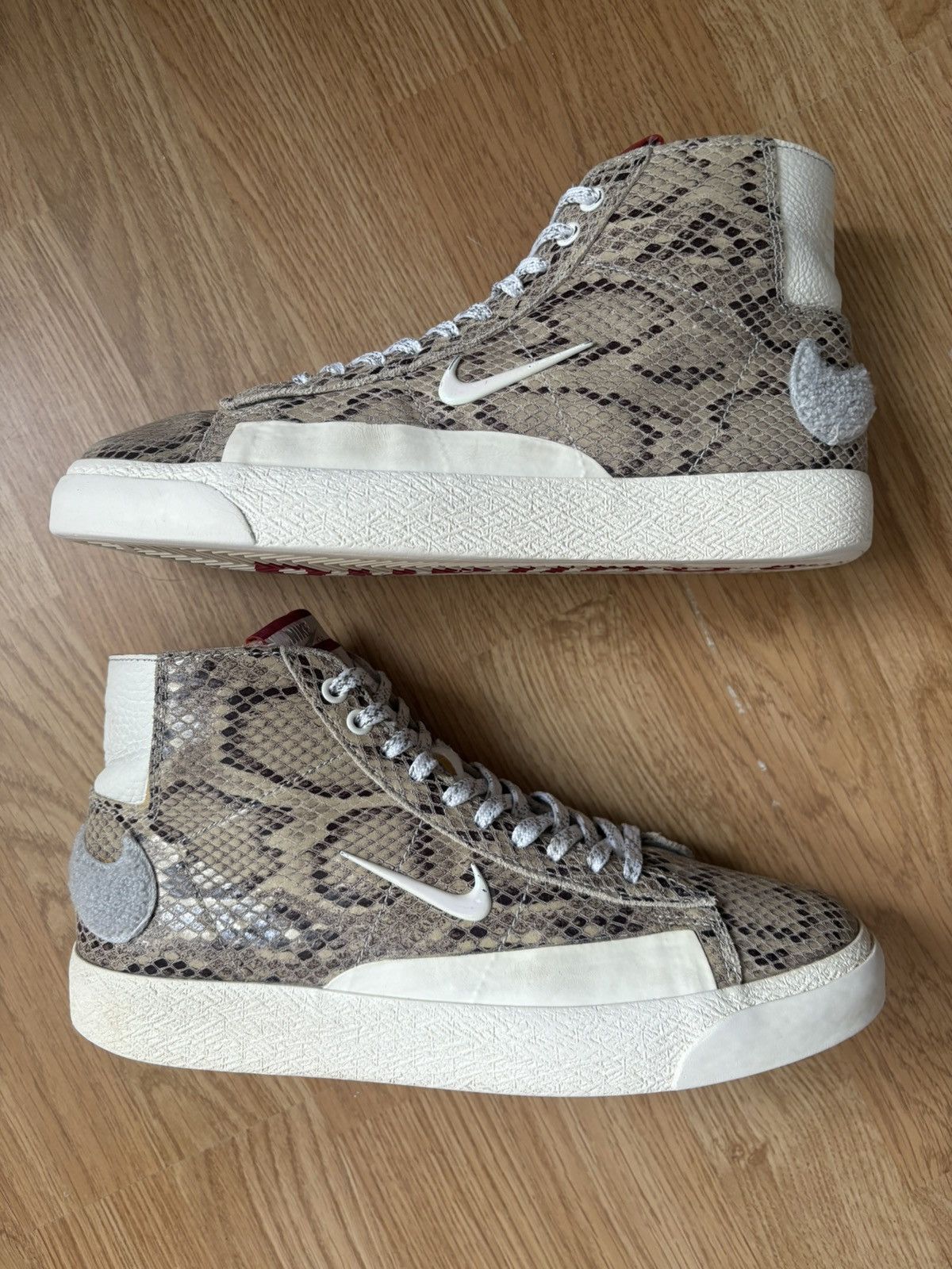 Nike × Soulland Nike SB Blazer Mid Soulland FRI.day Part 03 Size US 8 / EU 41 - 2 Thumbnail