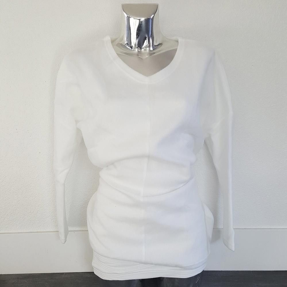 Designer White Fleece Sweater Vneck Long Sleeve Size M / US 6-8 / IT 42-44 - 1 Thumbnail