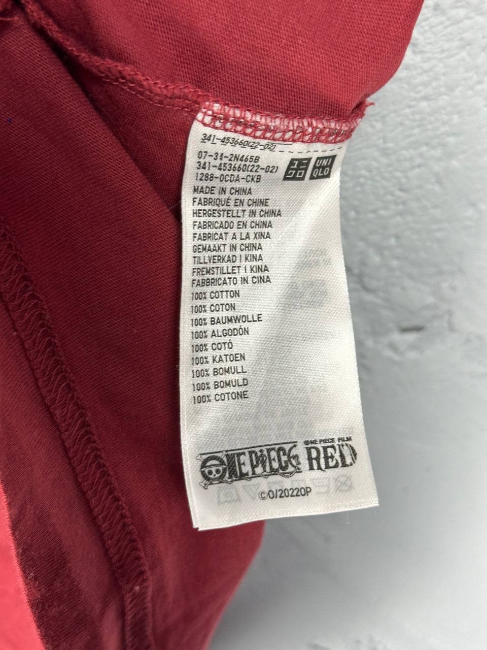 One Piece × Uniqlo Red Haired Pirates One Piece Uniqlo T Shirt Size US S / EU 44-46 / 1 - 8 Thumbnail