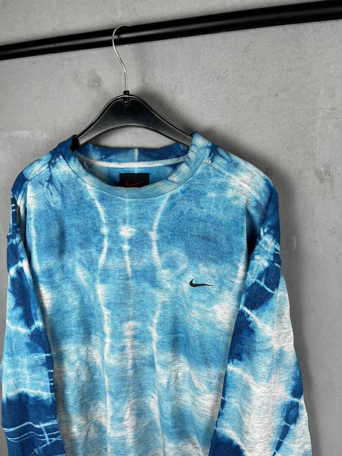 Nike Nike tay day sweatshirt y2k vintage 90s Size US L / EU 52-54 / 3 - 2 Thumbnail