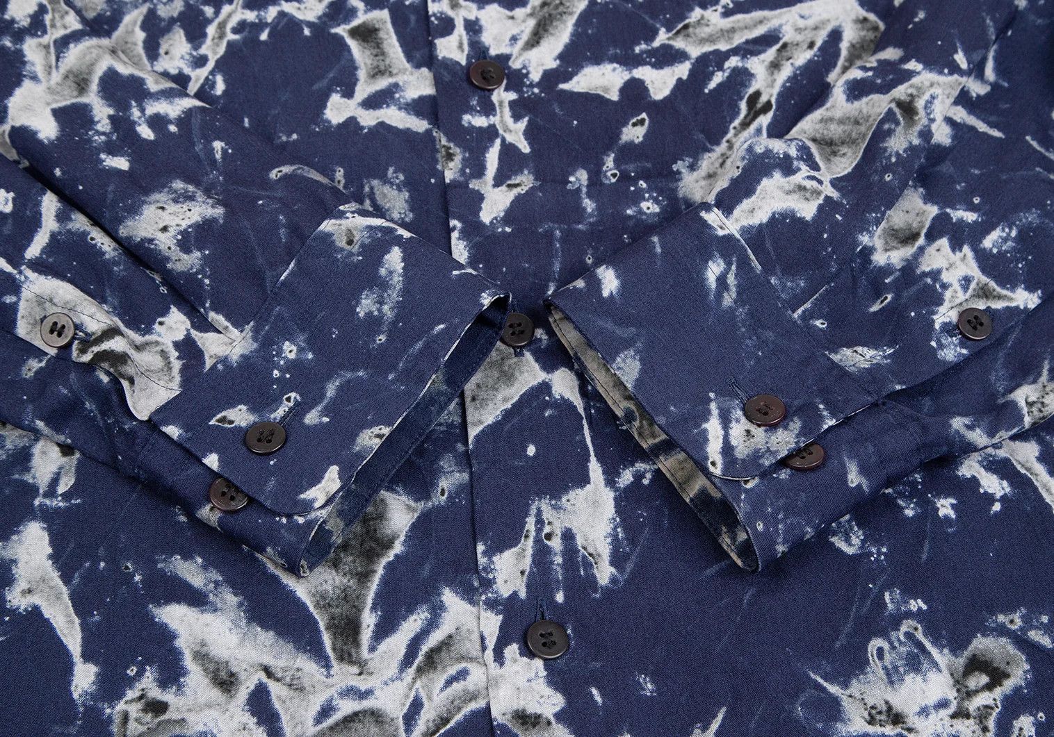 Issey Miyake Graphic Print Shirt in Navy Size 4 Size US XL / EU 56 / 4 - 7 Thumbnail