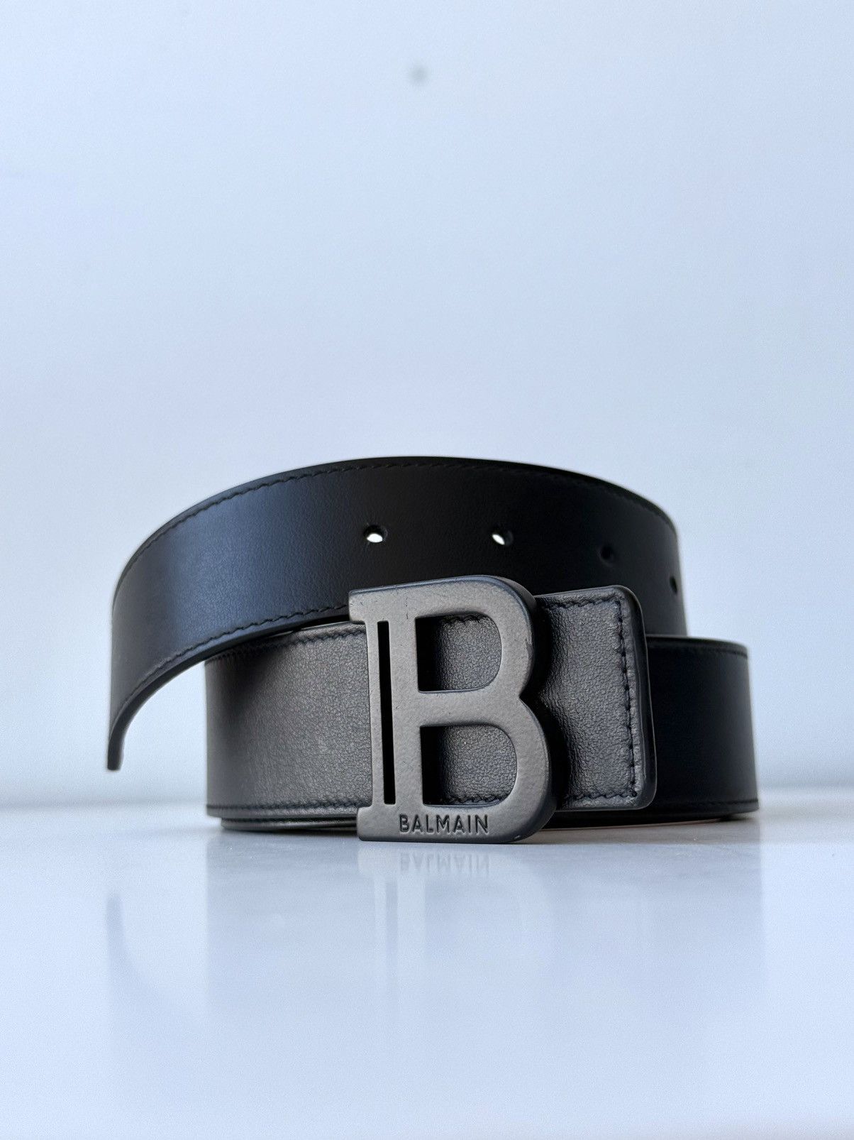 Balmain BALMAIN “B” Logo Belts in Black o1g2r1mq0424 Size: 110 Size ONE SIZE - 5 Thumbnail
