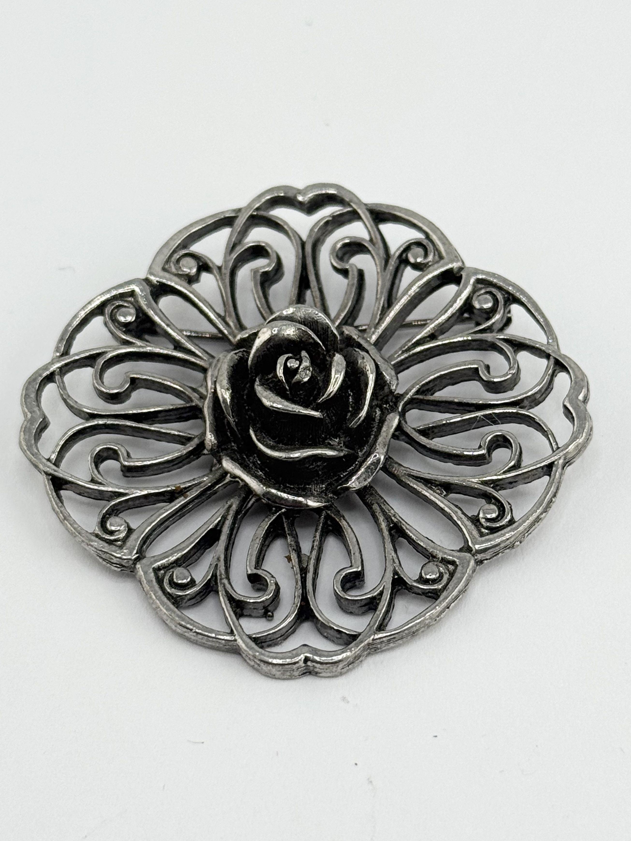 Vintage Vintage silver flower brooch pin Size ONE SIZE - 2 Thumbnail