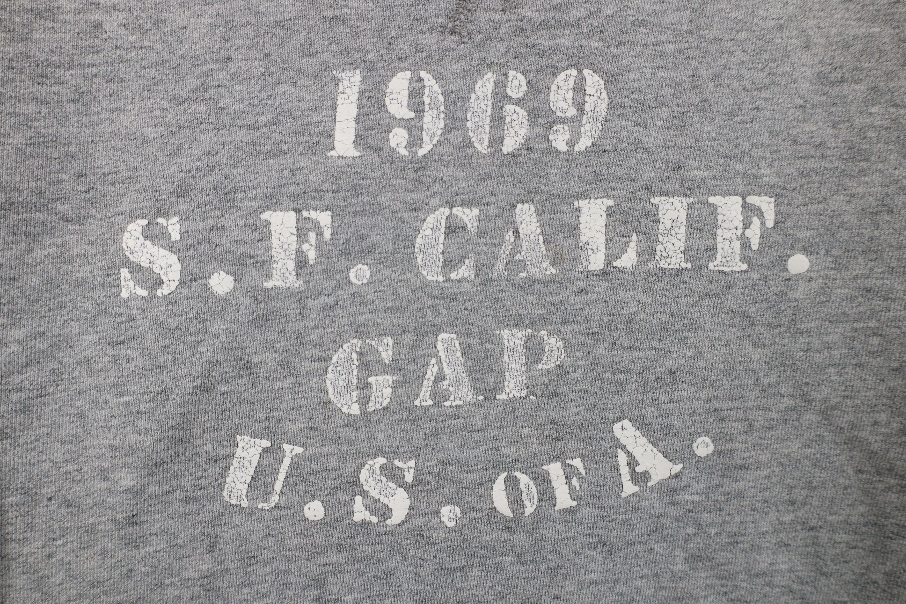 Gap Y2K Gap Stencil Stamp French Terry Sweatshirt Heather Gray Size US M / EU 48-50 / 2 - 4 Thumbnail