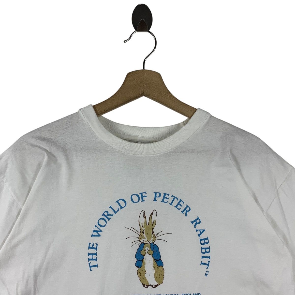 Anime × Vintage Vintage 90s THE WORLD OF PETER RABBIT White tees shirt Size US M / EU 48-50 / 2 - 2 Thumbnail