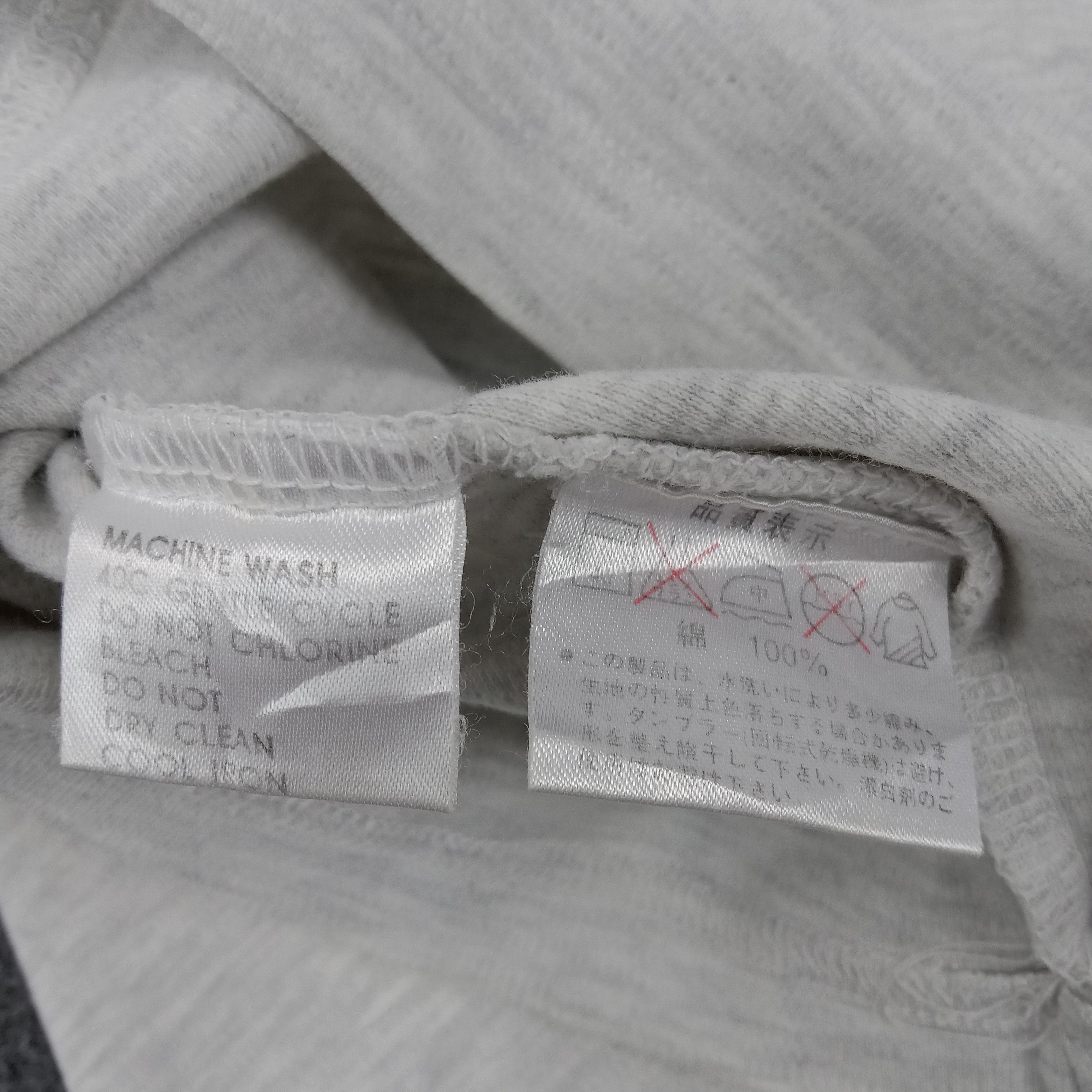 Designer × Vintage × Yves Saint Laurent Yves Saint Laurent YSL Italian Brand Pocket Tshirt Size US L / EU 52-54 / 3 - 8 Thumbnail