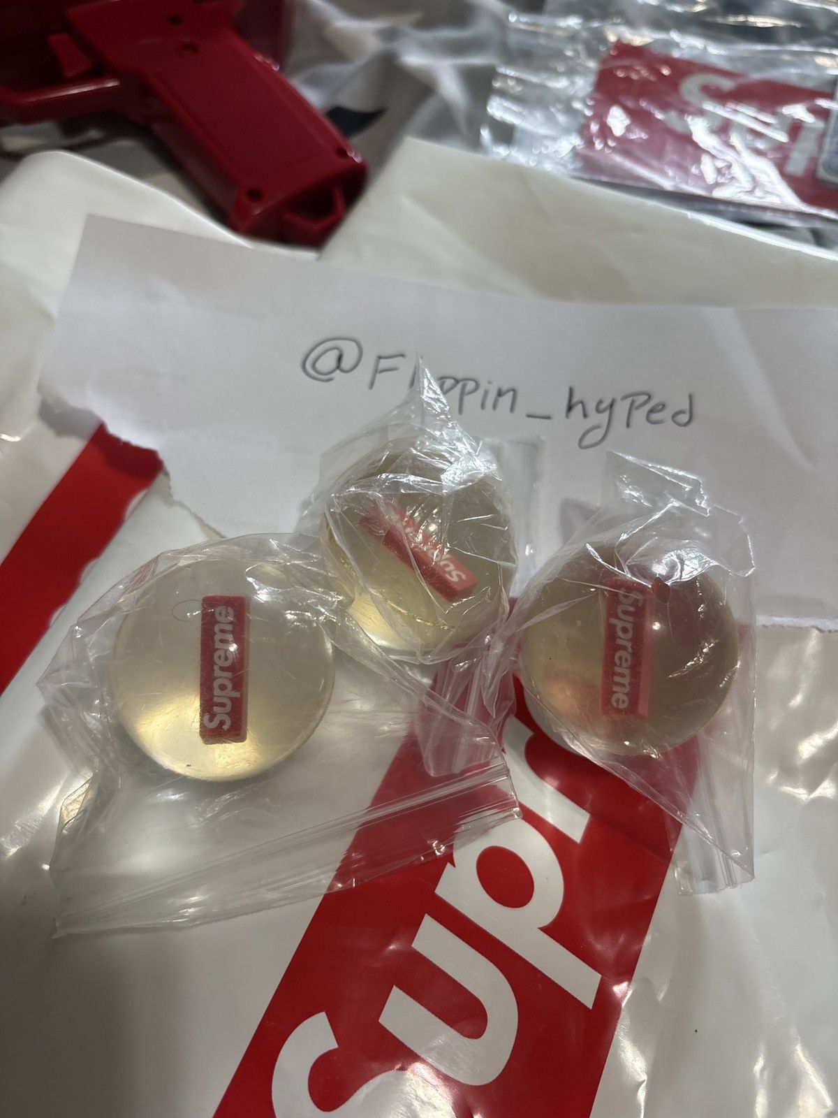 Supreme Supreme bouncy balls Size ONE SIZE - 1 Preview