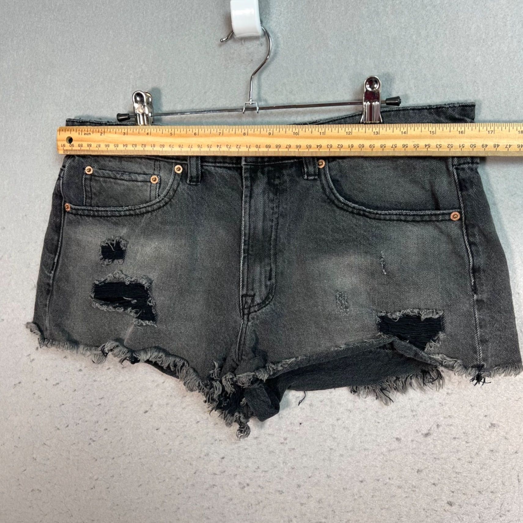 Bdg BDG Urban Outfitters Essential Mid-Rise Distressed Black Denim Shorts Size 29 Womens Cut-Off Jeans Shorting Size 29" - 6 Thumbnail