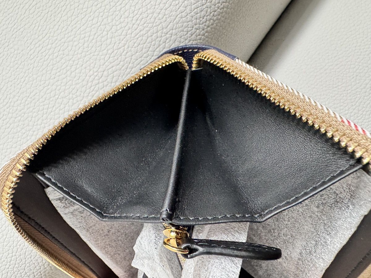 Burberry Burberry Large Check Zip Around Leather Wallet Dark Blue Size ONE SIZE - 9 Thumbnail