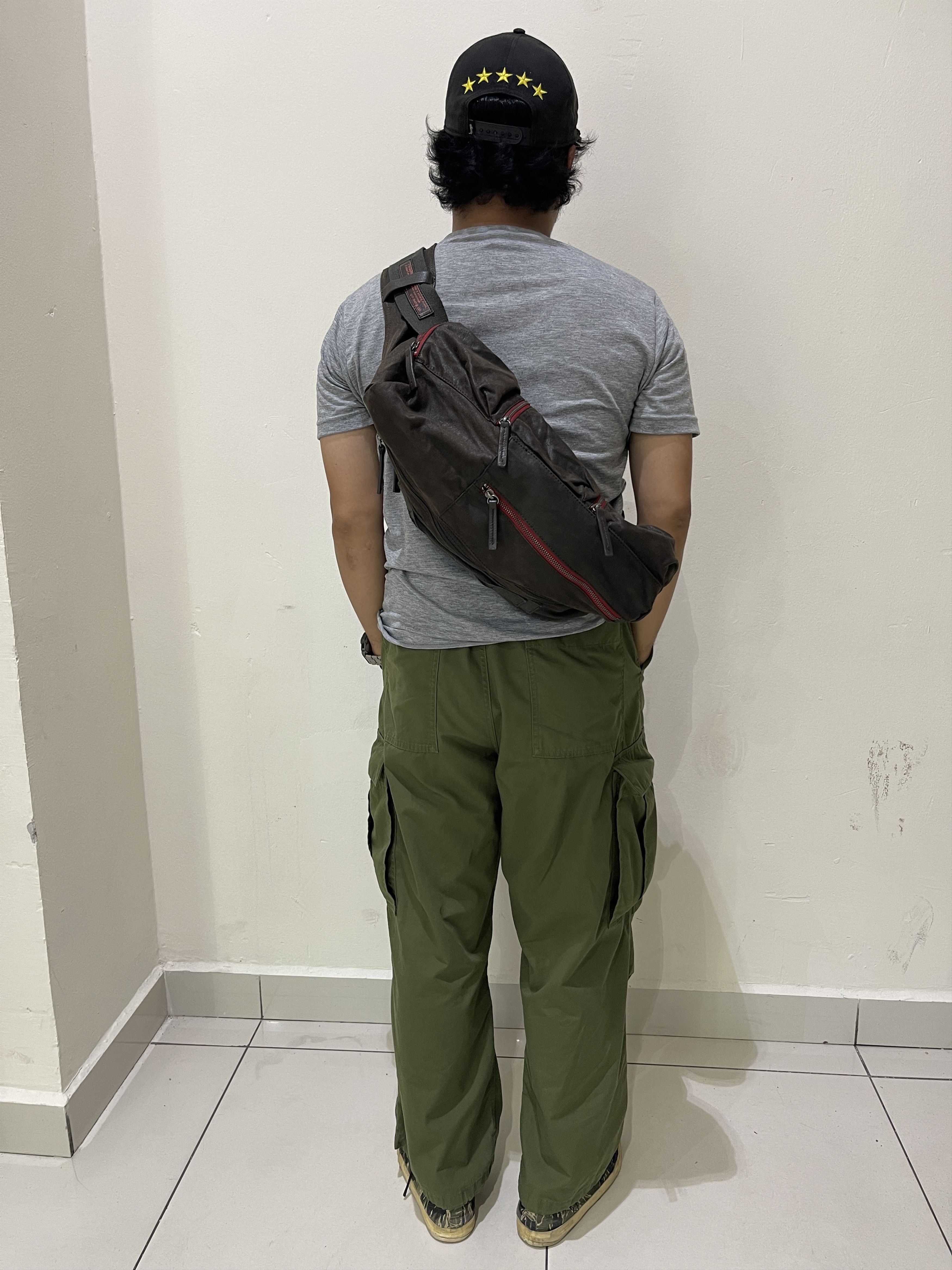 Japanese Brand VERY RARE🔥WAXED CROSSBODY TACTICAL ART BERG 2WAY Size ONE SIZE - 1 Thumbnail