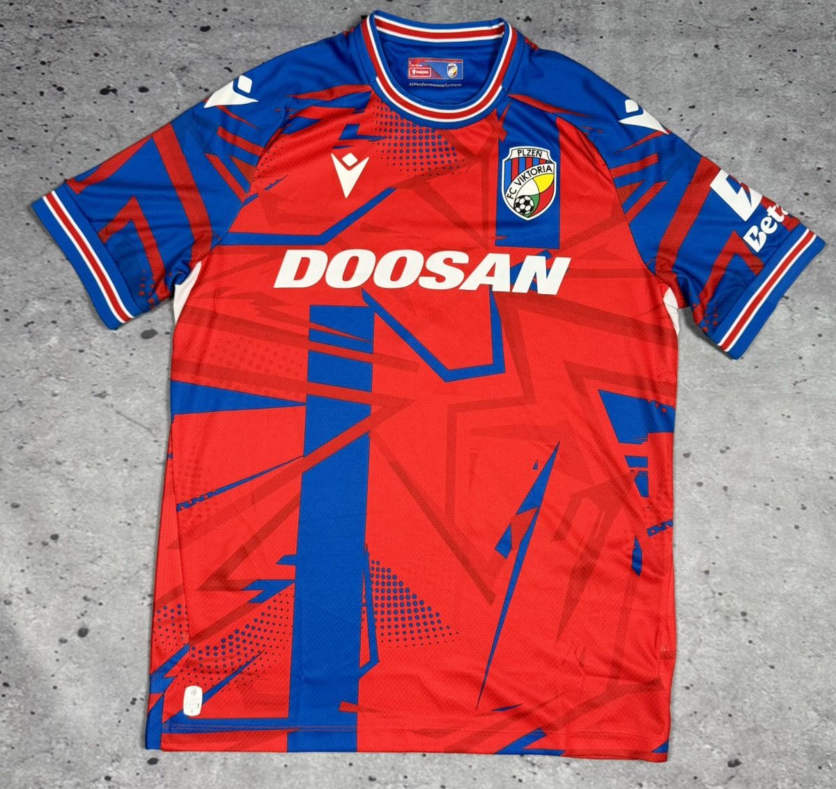 Macron Viktoria Plzen Macron 2024-2025 Football Jersey Size US L / EU 52-54 / 3 - 1 Thumbnail