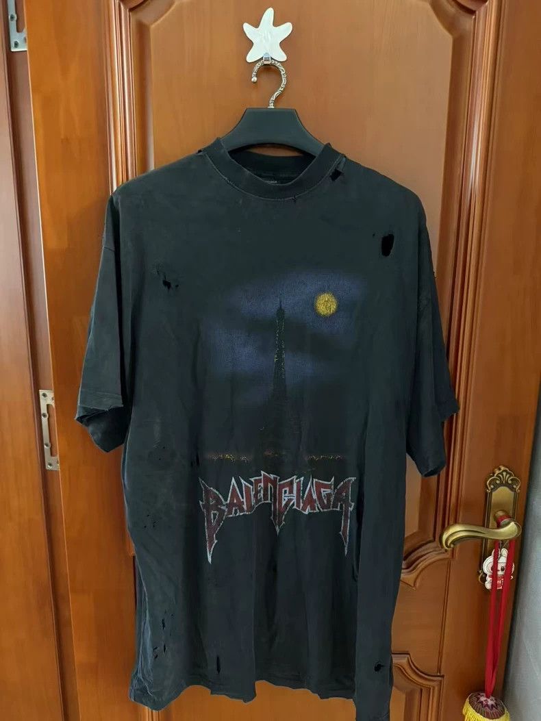 Balenciaga Balenciaga Upright Iron Tower Short Sleeve Size US L / EU 52-54 / 3 - 1 Thumbnail