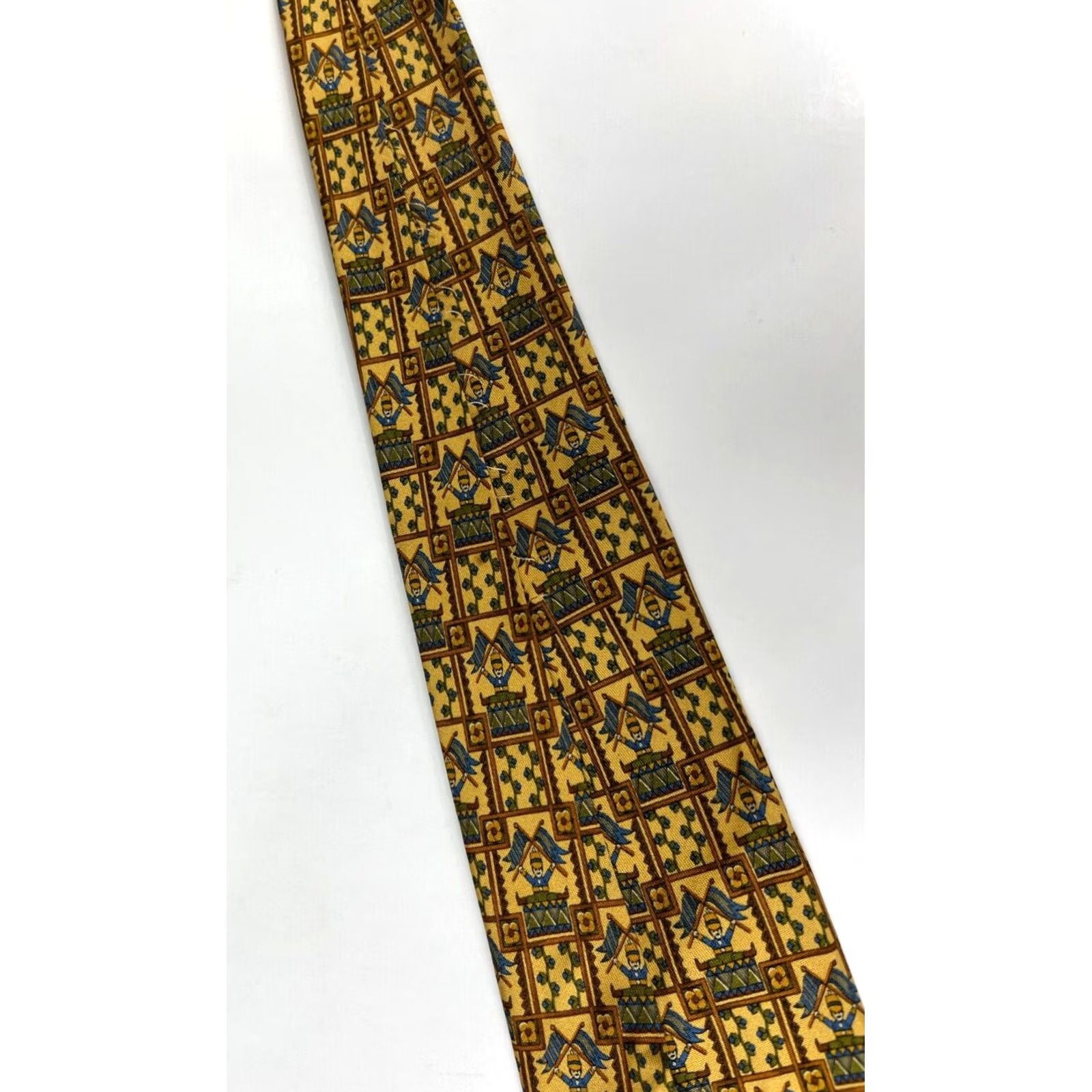 Salvatore Ferragamo Salvatore Ferragamo Men’s Luxury Silk Tie Novelty Made in Italy Yellow 57"-60" Wide 3.75" 100% Silk Adult Tie Men’s Designer Size ONE SIZE - 3 Thumbnail