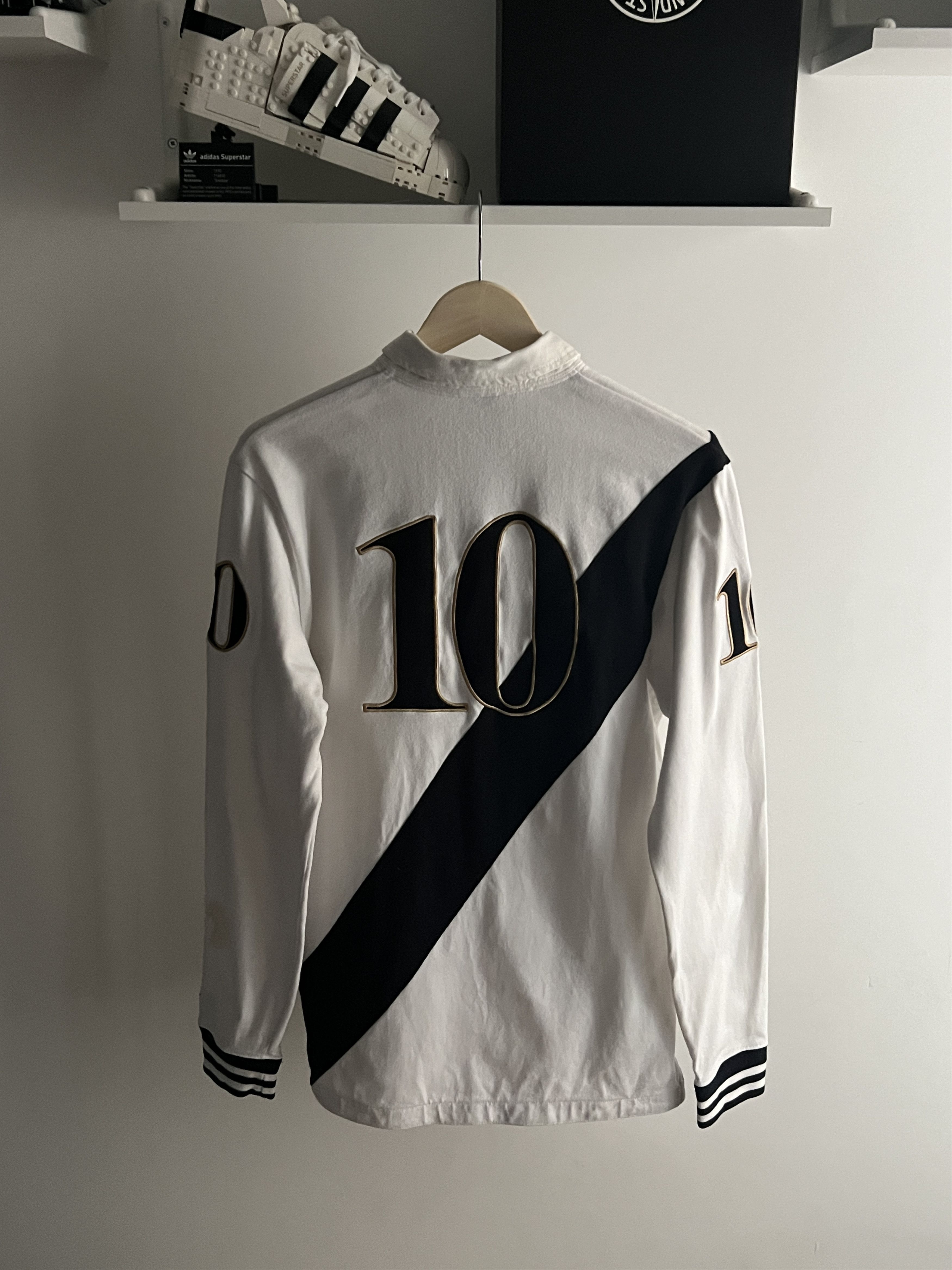 Nike Vintage Nike Rugby Golden England 10 Long Sleeve Size US S / EU 44-46 / 1 - 7 Thumbnail