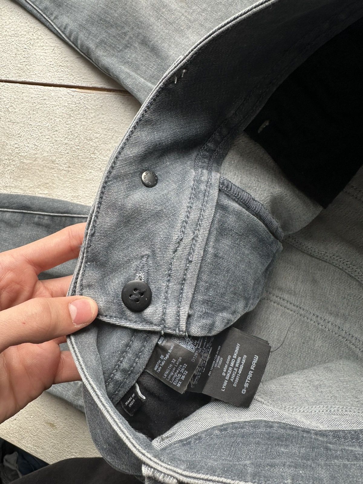 G-Star 🚨VNTG G STAR RAW GRAY FADED RARE AVANT GARDE JEANS Y2K Size 26" / US 2 / IT 38 - 8 Thumbnail