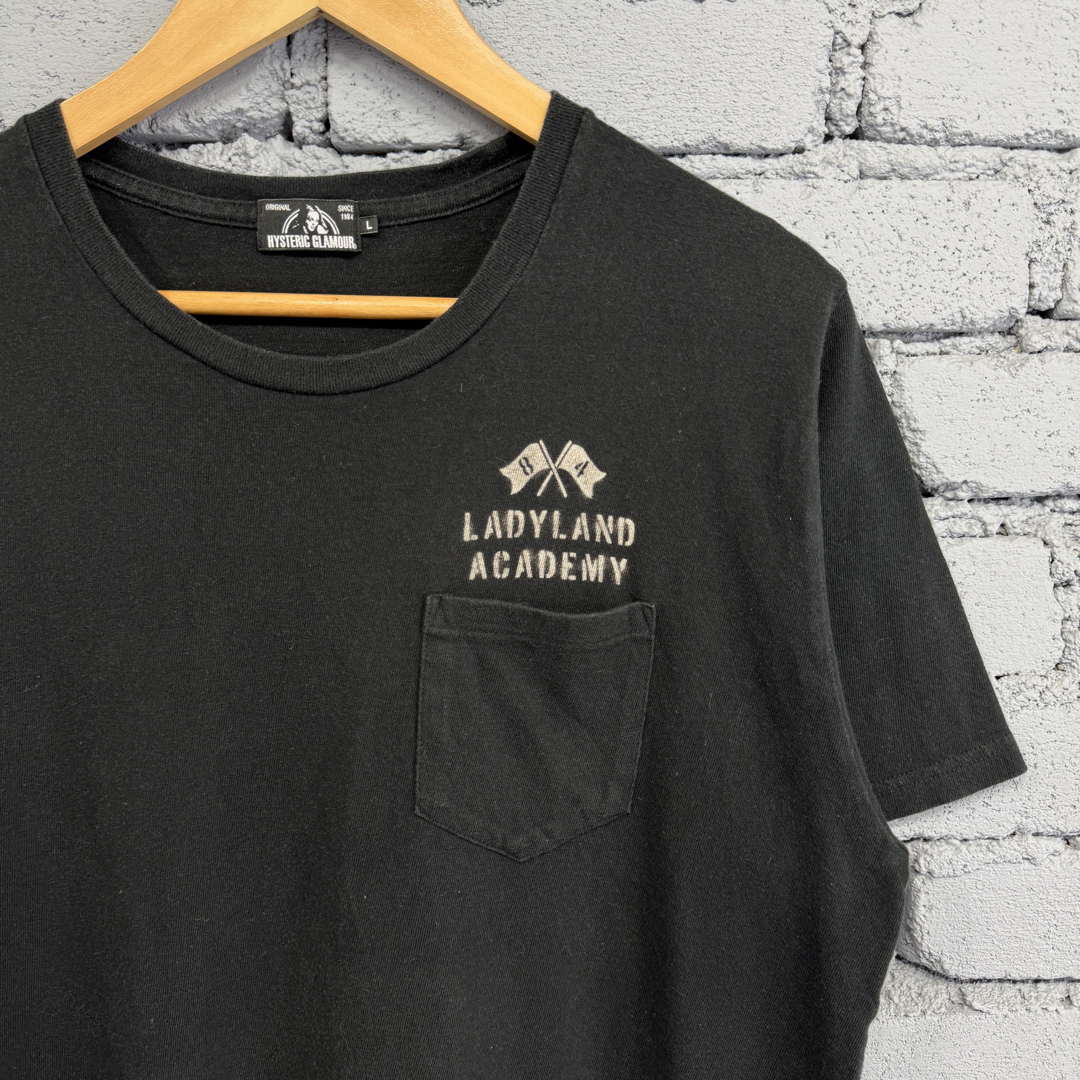Hysteric Glamour Rare Vintage Hysteric Glamor Looking At You Tshirt Size US L / EU 52-54 / 3 - 3 Thumbnail