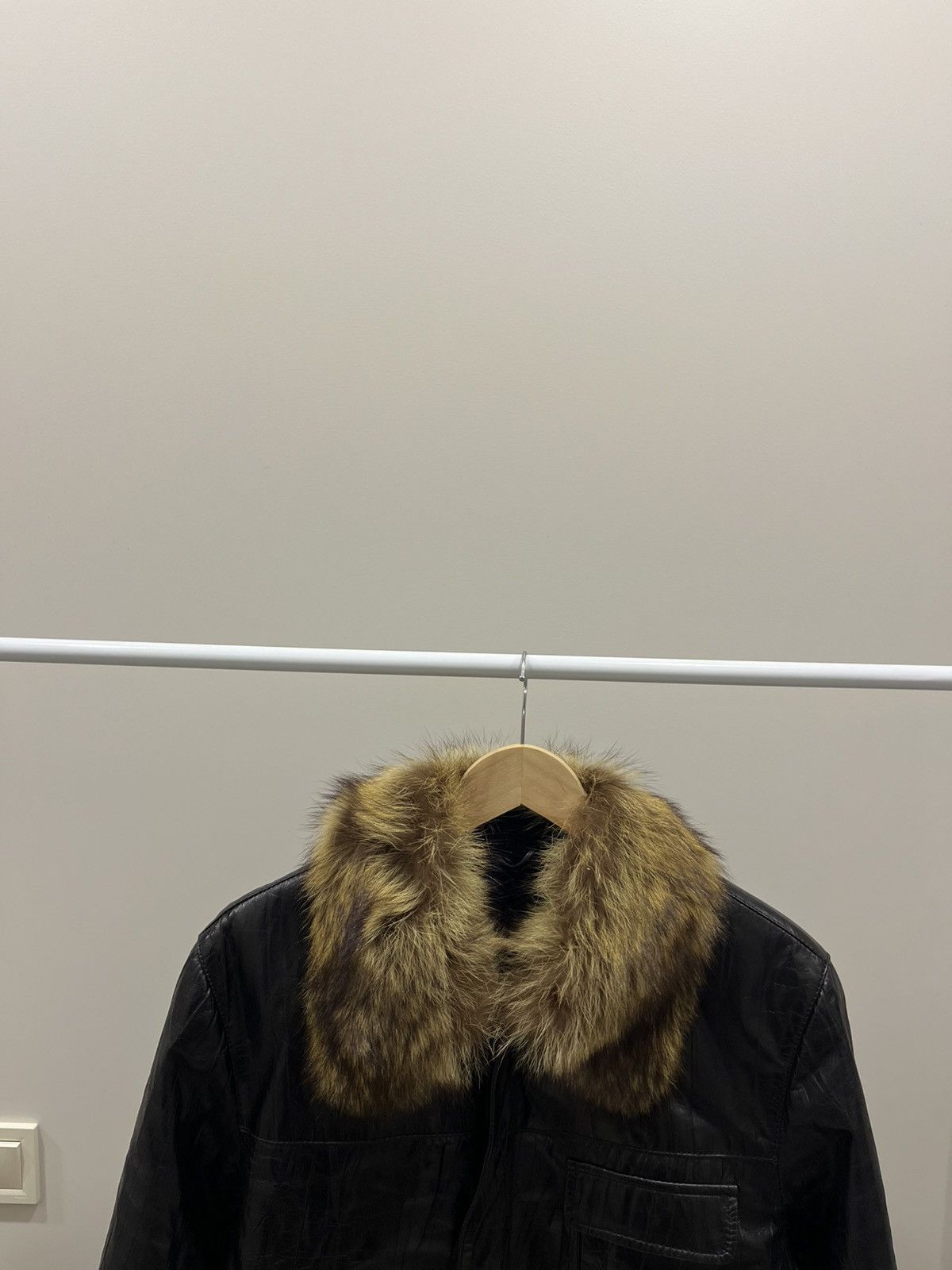 Leather Crazy Rick Owens Style Cropped Leather Jacket Fur Hood Size US L / EU 52-54 / 3 - 2 Thumbnail