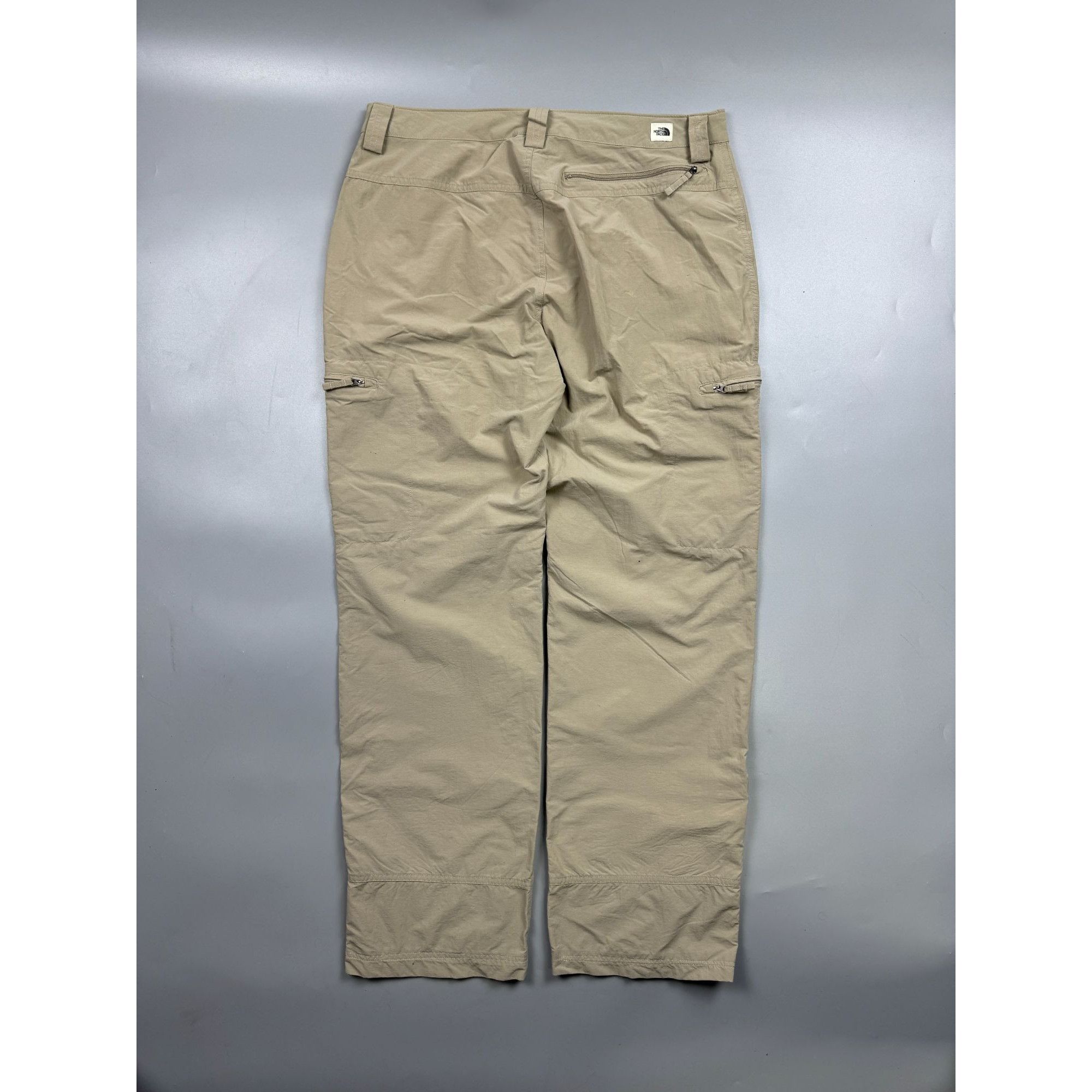 The North Face The North Face Beige Nylon Cargo Trail Pants (Y1190) Size US 32 / EU 48 - 14 Thumbnail