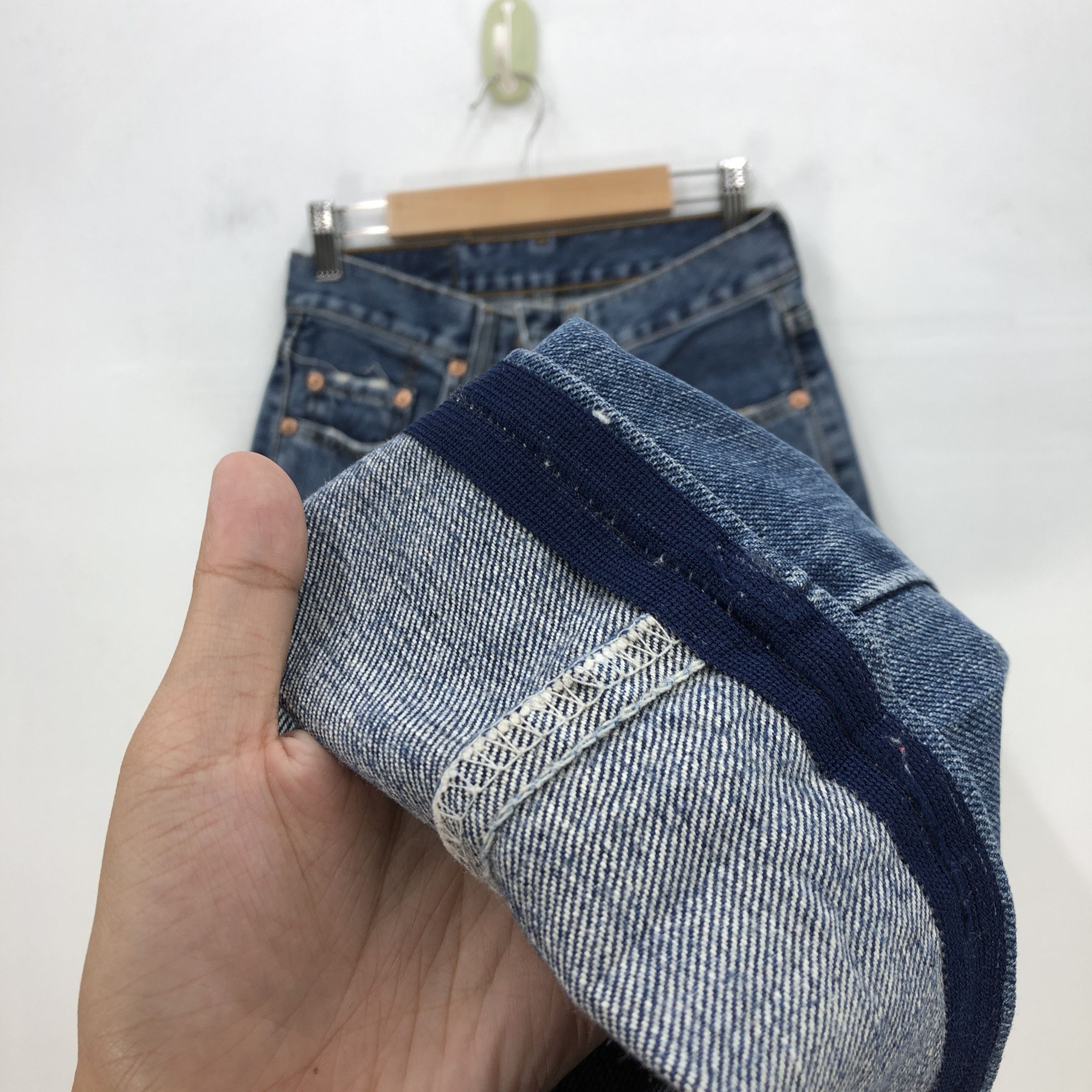 Levi's Vintage Levis Stonewash Jeans Levi's Faded Light Wash Denim Size 26" / US 2 / IT 38 - 8 Thumbnail