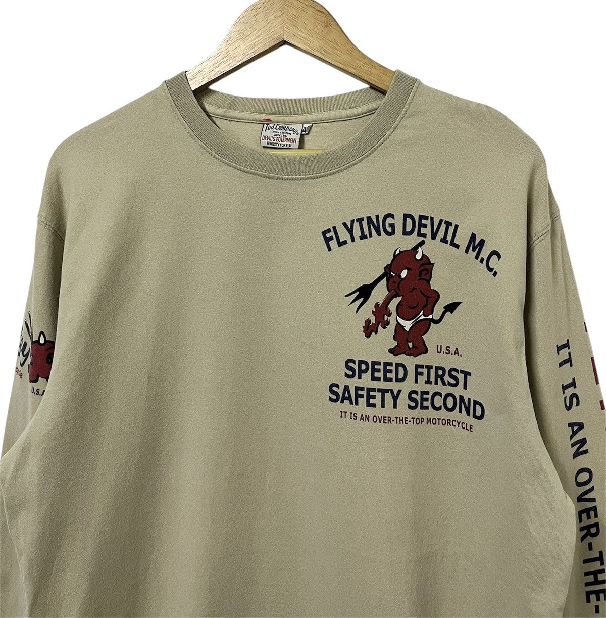Japanese Brand TED COMPANY TED MAN FLYING DEVIL M.C. RACING LOGO TSHIRT Size US L / EU 52-54 / 3 - 4 Thumbnail