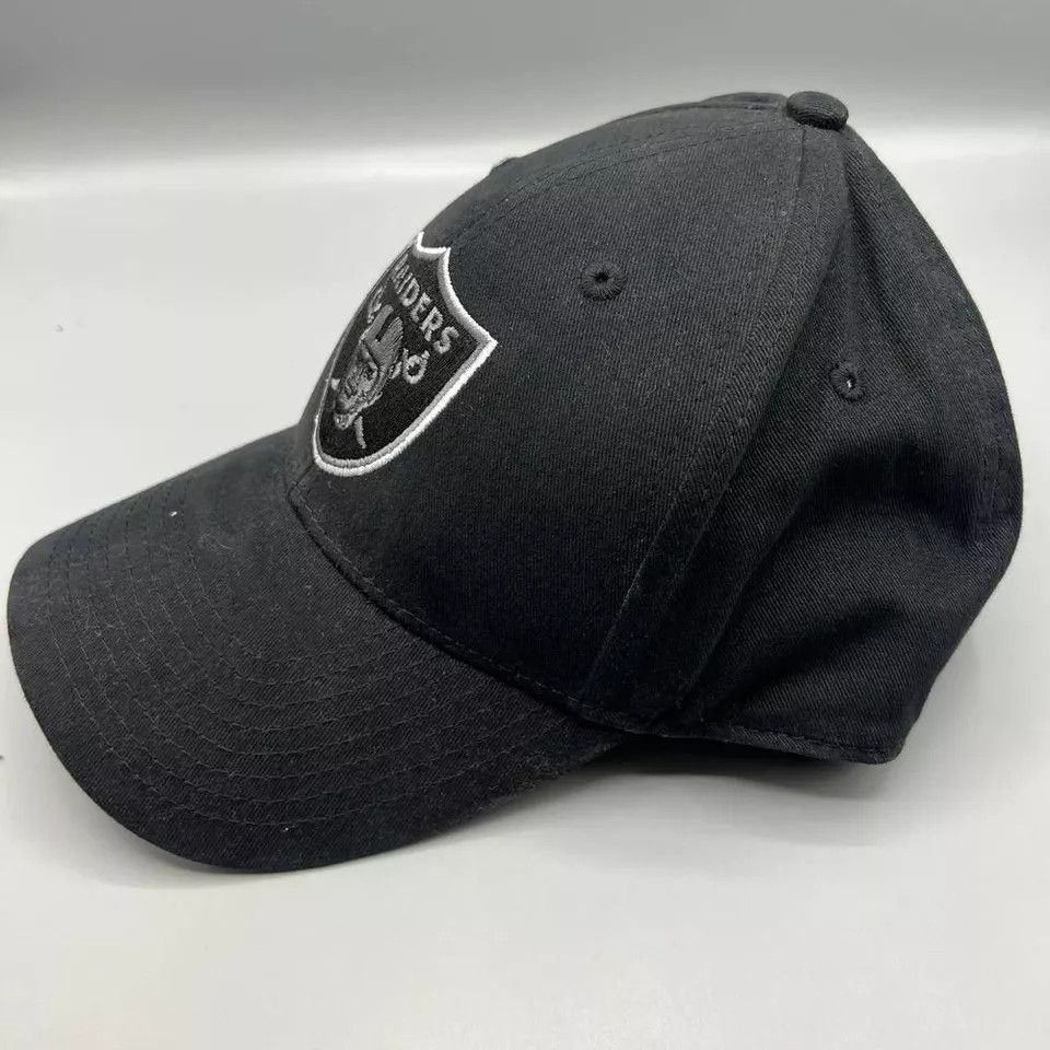 NFL Las Vegas Raiders Hat Men NFL Team Apparel Strap Back Cap Size ONE SIZE - 2 Thumbnail
