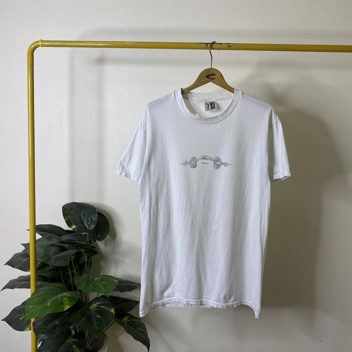 Vintage 1990s Socratees Handle With Care Art T Shirt Size US M / EU 48-50 / 2 - 1 Thumbnail