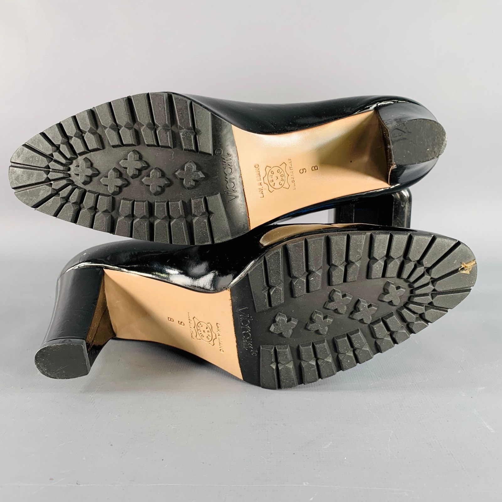Bottega Veneta BOTTEGA VENETA Size 9 Black Gold Patent Leather Buckle Pumps Size US 9 / IT 39 - 7 Thumbnail