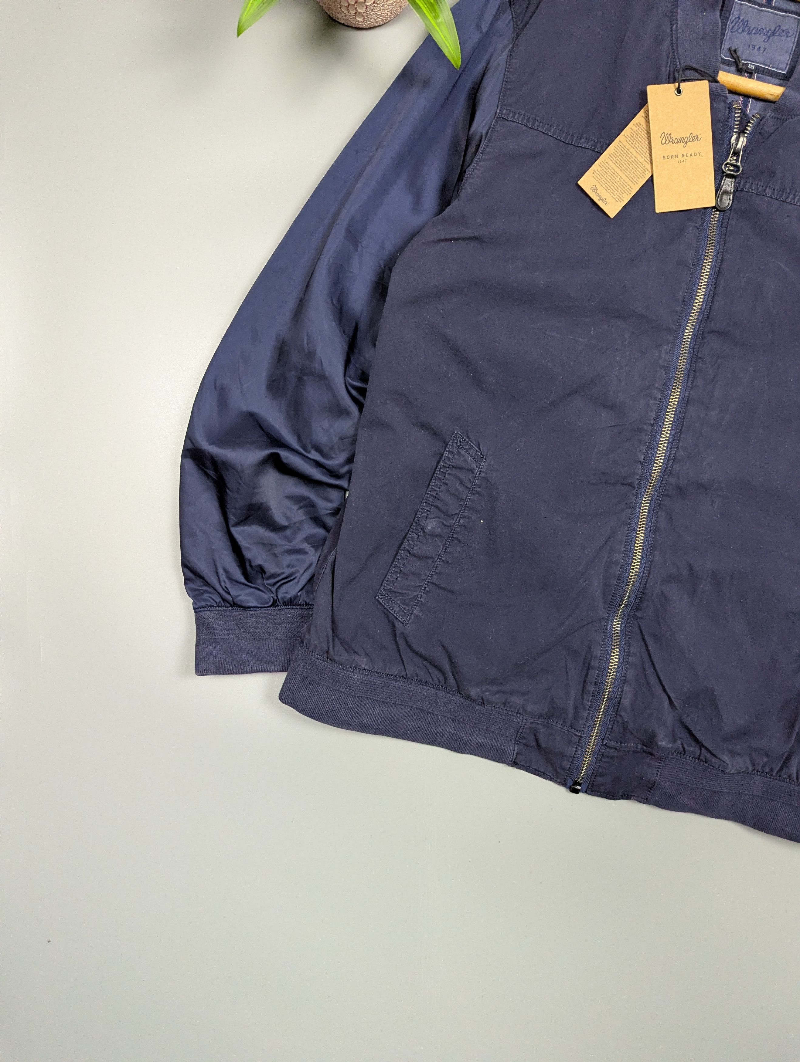 Wrangler Wrangler Vintage Style Navy Bomber Jacket Lightweight Cotton Size US XXL / EU 58 / 5 - 2 Thumbnail