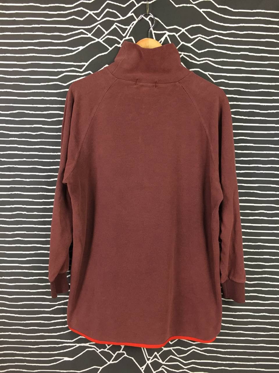 Japanese Brand Vtg V DAY Japanese Brand Turtle Neck Long Sleeve Tee Size US XL / EU 56 / 4 - 6 Thumbnail