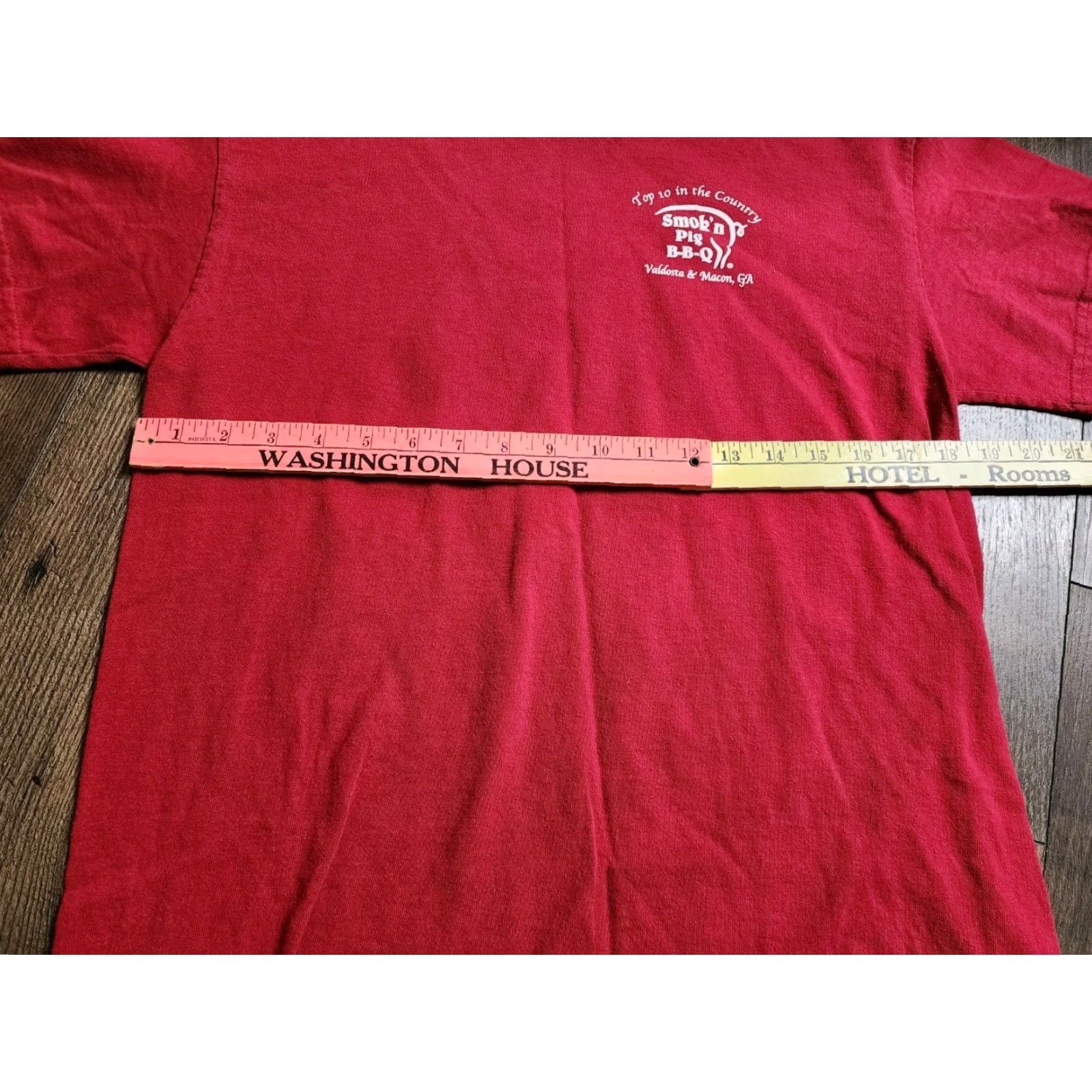 Gildan Gildan Smok'n Pig BBQ Funny T-Shirt Double-Sided Mens Medium Red Cotton Size US M / EU 48-50 / 2 - 5 Thumbnail