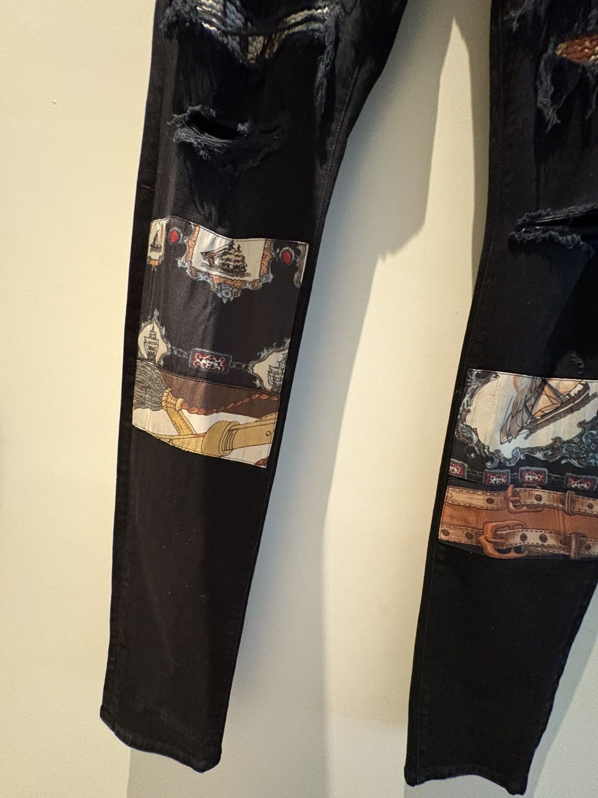 Amiri Amiri Scarves Art Patch Jeans in Antique Black Size US 36 / EU 52 - 13 Thumbnail