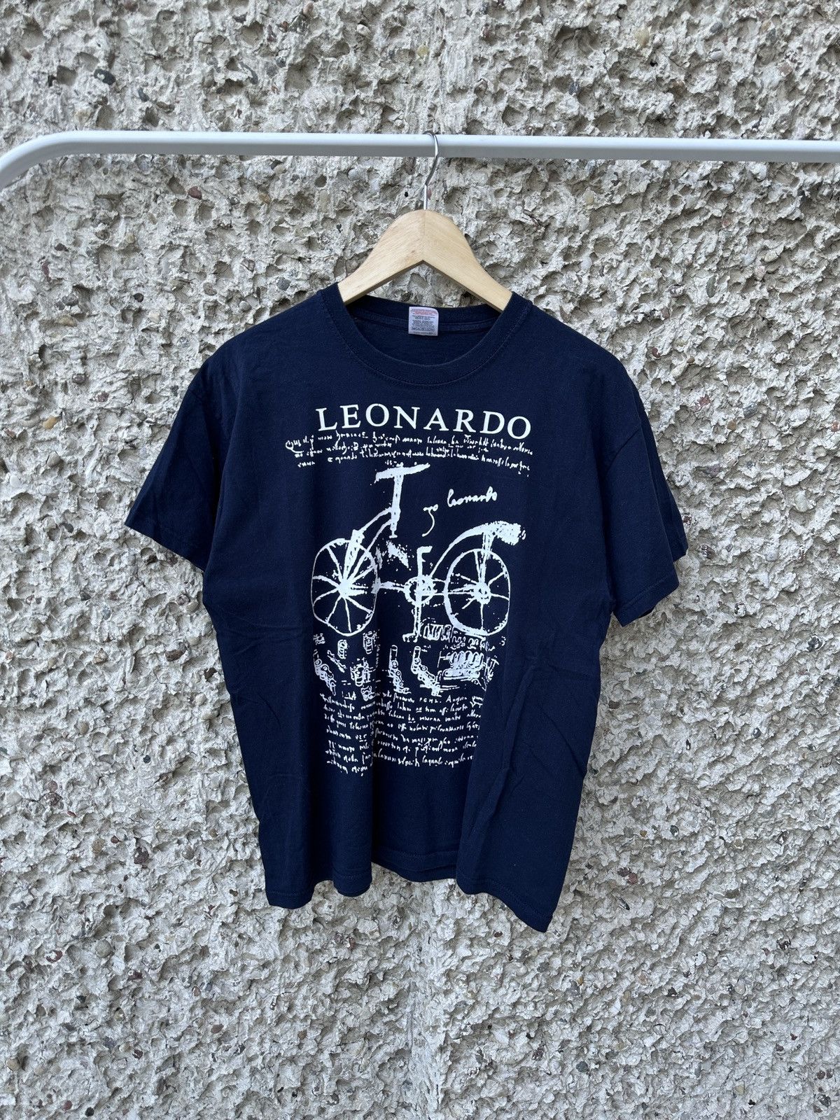 Vintage Leonardo bike 90s art tee t-shirt