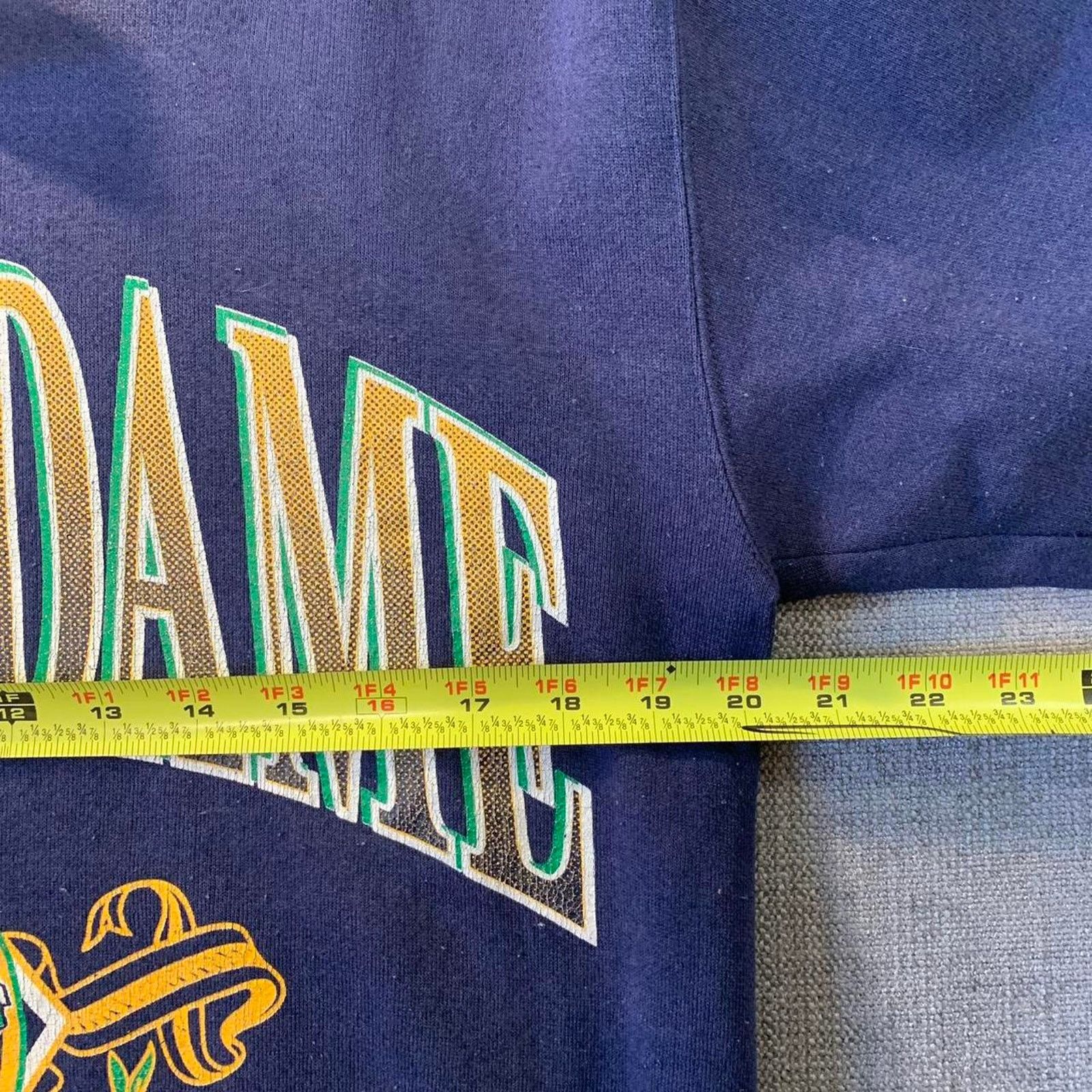 Vintage Vintage 90s Notre Dame Fighting Irish navy crewneck Size US M / EU 48-50 / 2 - 5 Thumbnail