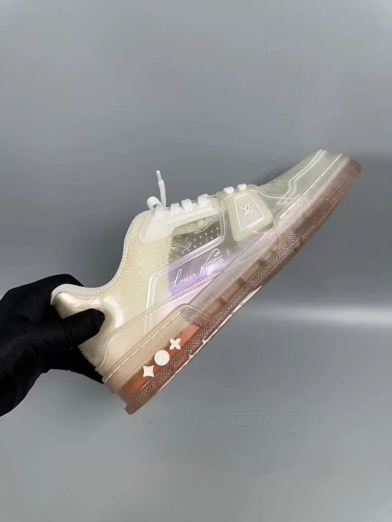 Louis Vuitton Louis Vuitton Transparent Jelly Men's Casual Shoes Size US 7 / EU 40 - 8 Thumbnail