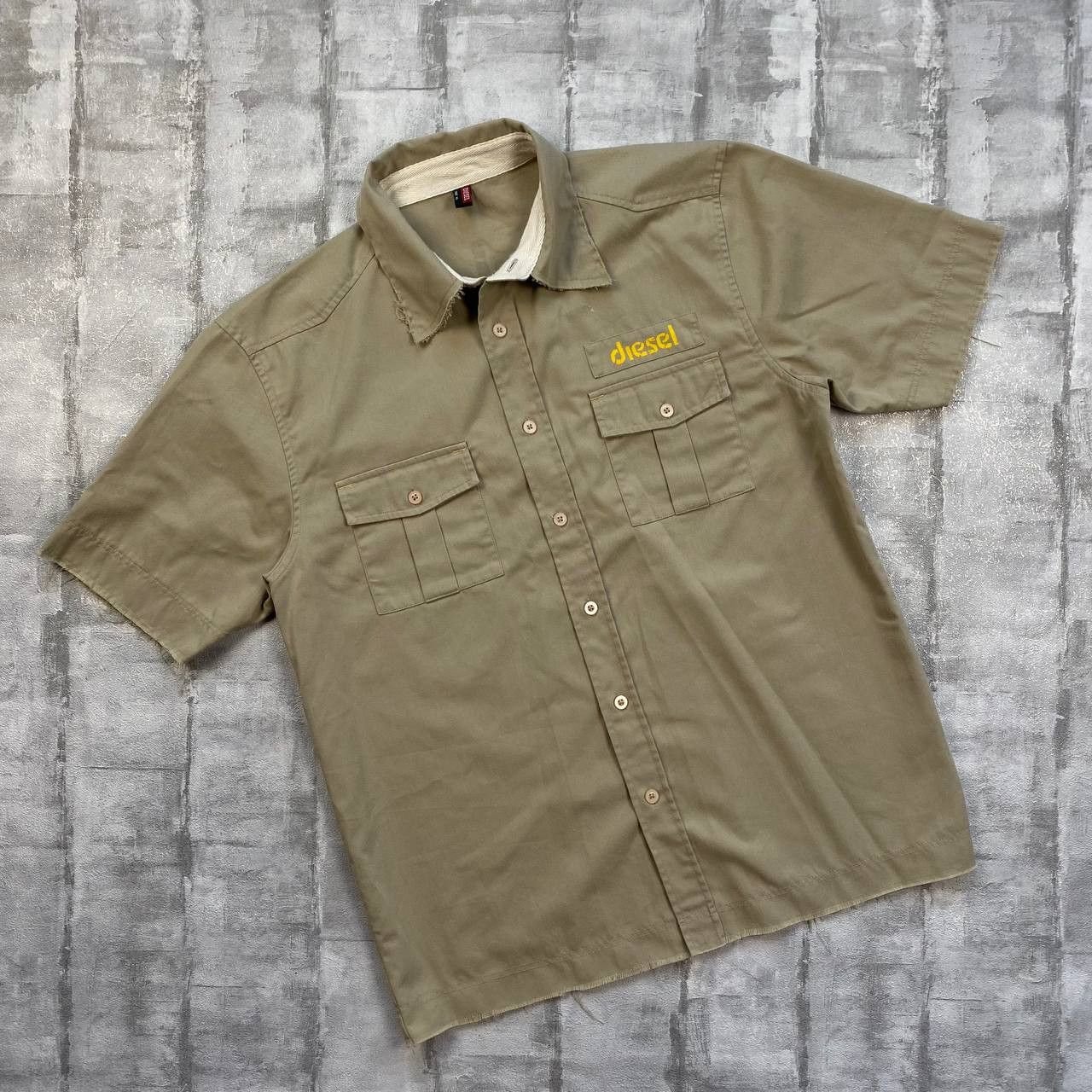 Diesel VINTAGE DIESEL BACK LOGO GRAPHIC PRINT SHIRT Size US XL / EU 56 / 4 - 4 Thumbnail