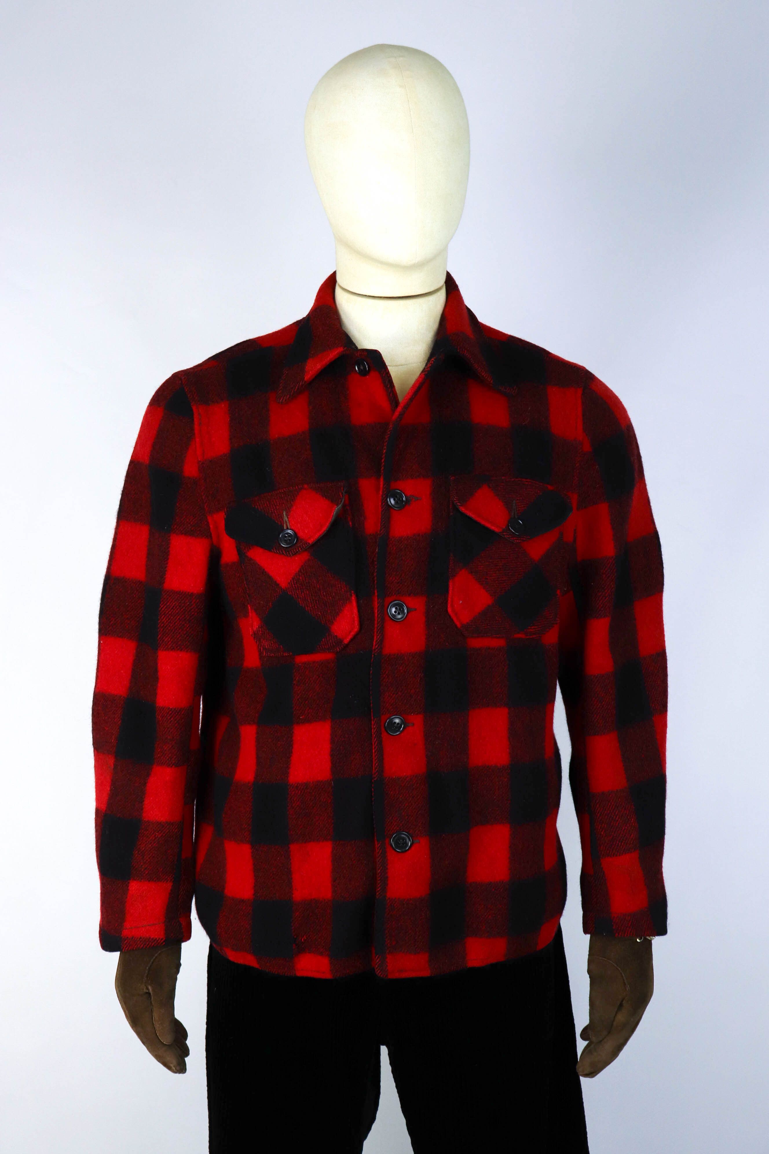 Vintage Vintage Red Buffalo Plaid Wool Lumberjack Overshirt Jacket Size US M / EU 48-50 / 2 - 3 Thumbnail