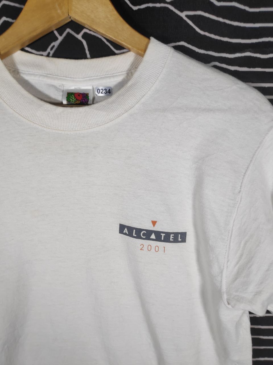 Vintage Vtg 00s Alcatel Mobile Phone Pop Art Promo Tee Size M Size US M / EU 48-50 / 2 - 3 Thumbnail