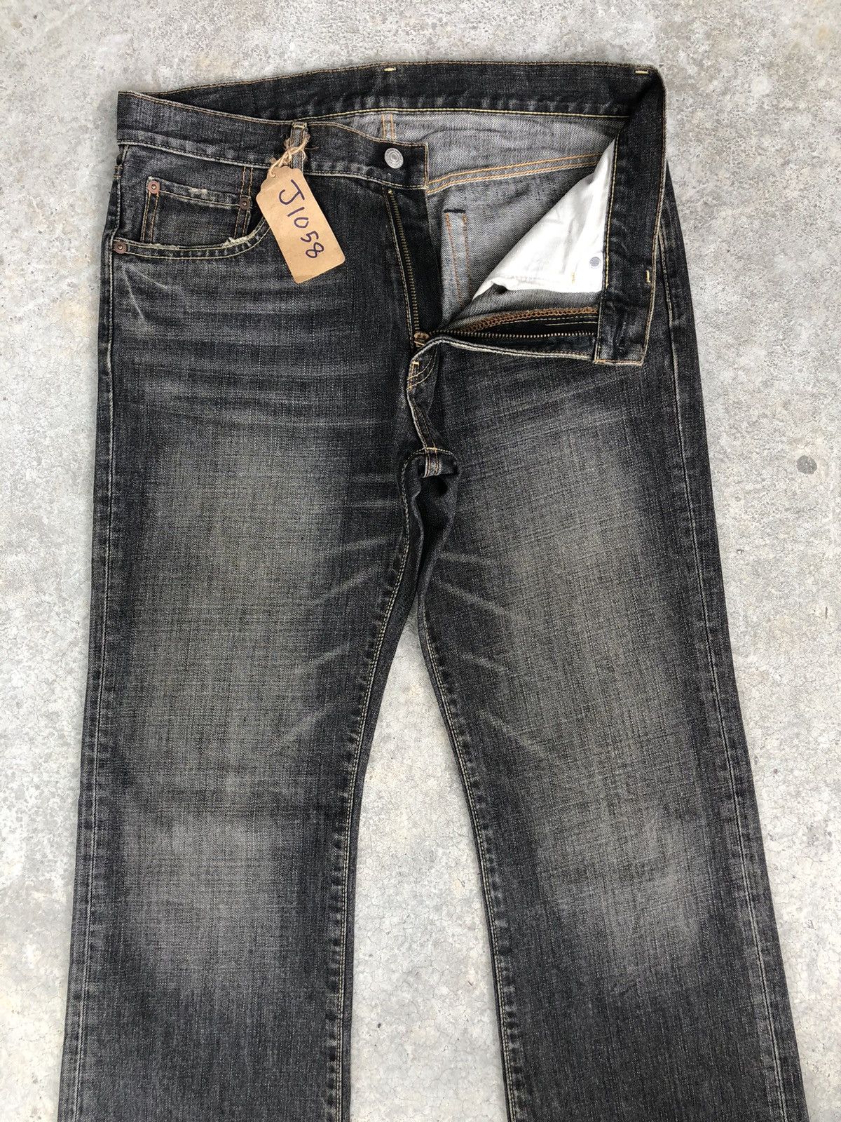If Six Was Nine Japanese Uniqlo Flared Jeans Distressed Jeans Size US 33 - 3 Thumbnail