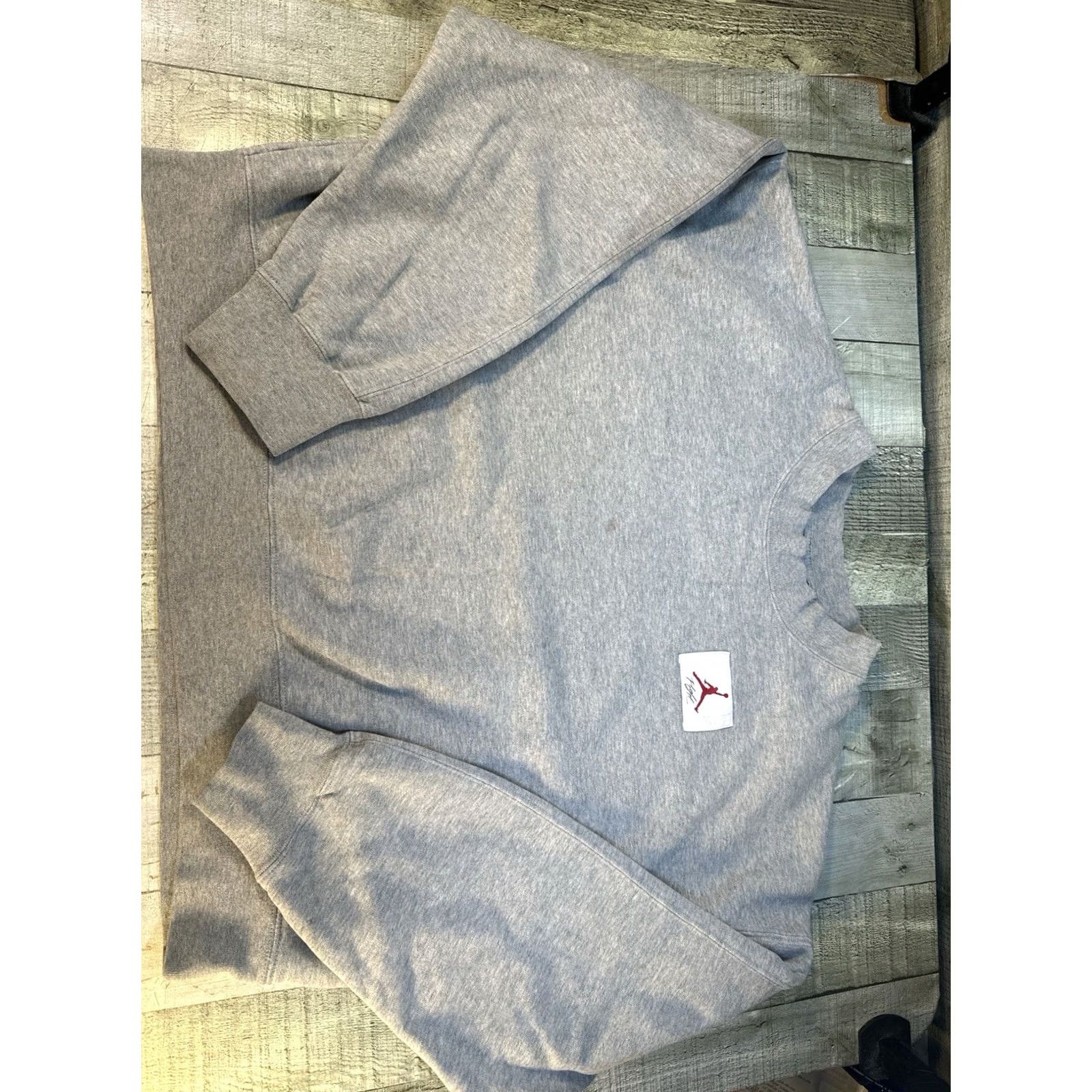 Jordan Brand VINTAGE Jordan Women’s Crop Sweatshirt Grey Embroidered Patch L 90s/00s Size L / US 10 / IT 46 - 7 Thumbnail