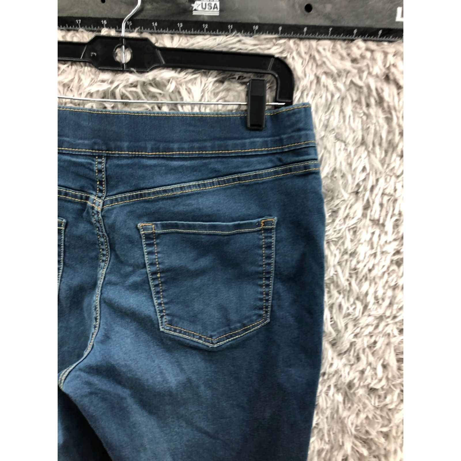 Vintage Falls Creek Jeans Jegging Size 12 Womens Medium Blue Denim 5-Pocket Regular Waist 32 in Inseam 28 in Shirt? Size 34" / US 12 / IT 48 - 6 Thumbnail