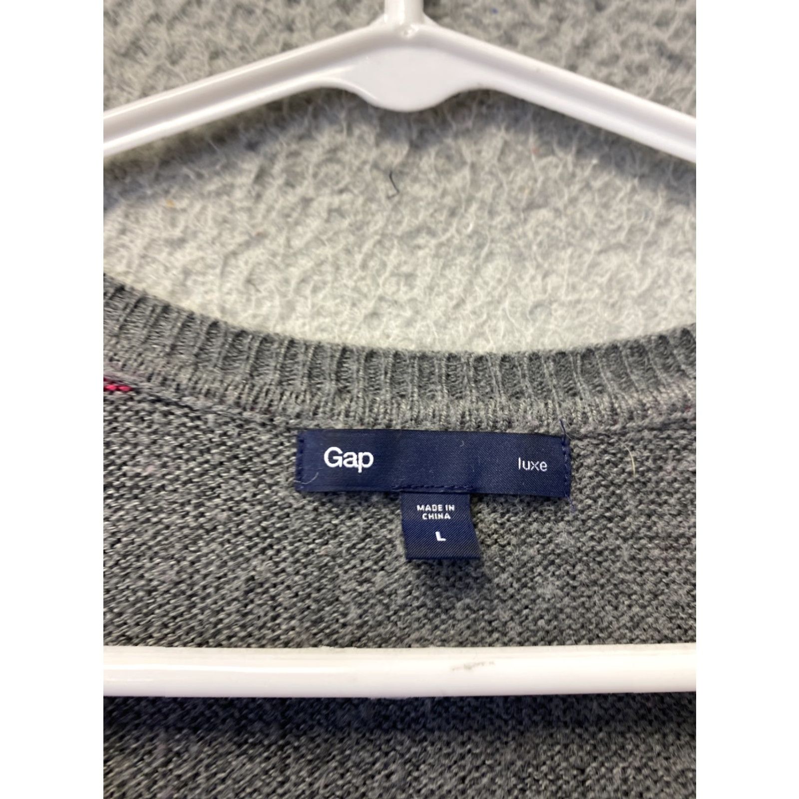 Gap Gap Sweater Women L Gray Magenta V Neck Large / 96-12 Size L / US 10 / IT 46 - 3 Thumbnail