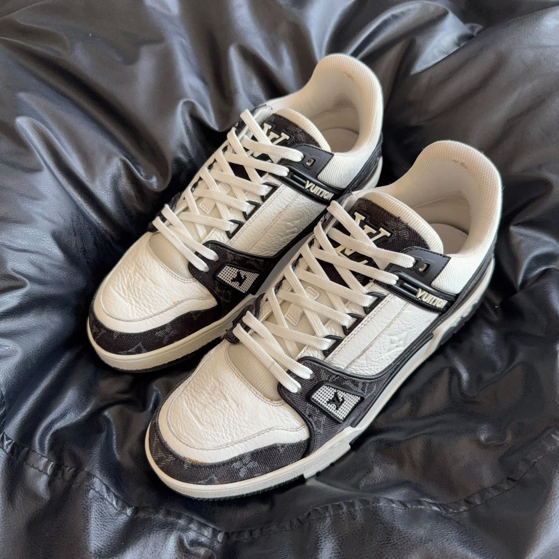 Louis Vuitton Louis Vuitton Training Denim Black Lowtop Sneakers 6 Men Size US 6 / EU 39 - 1 Thumbnail