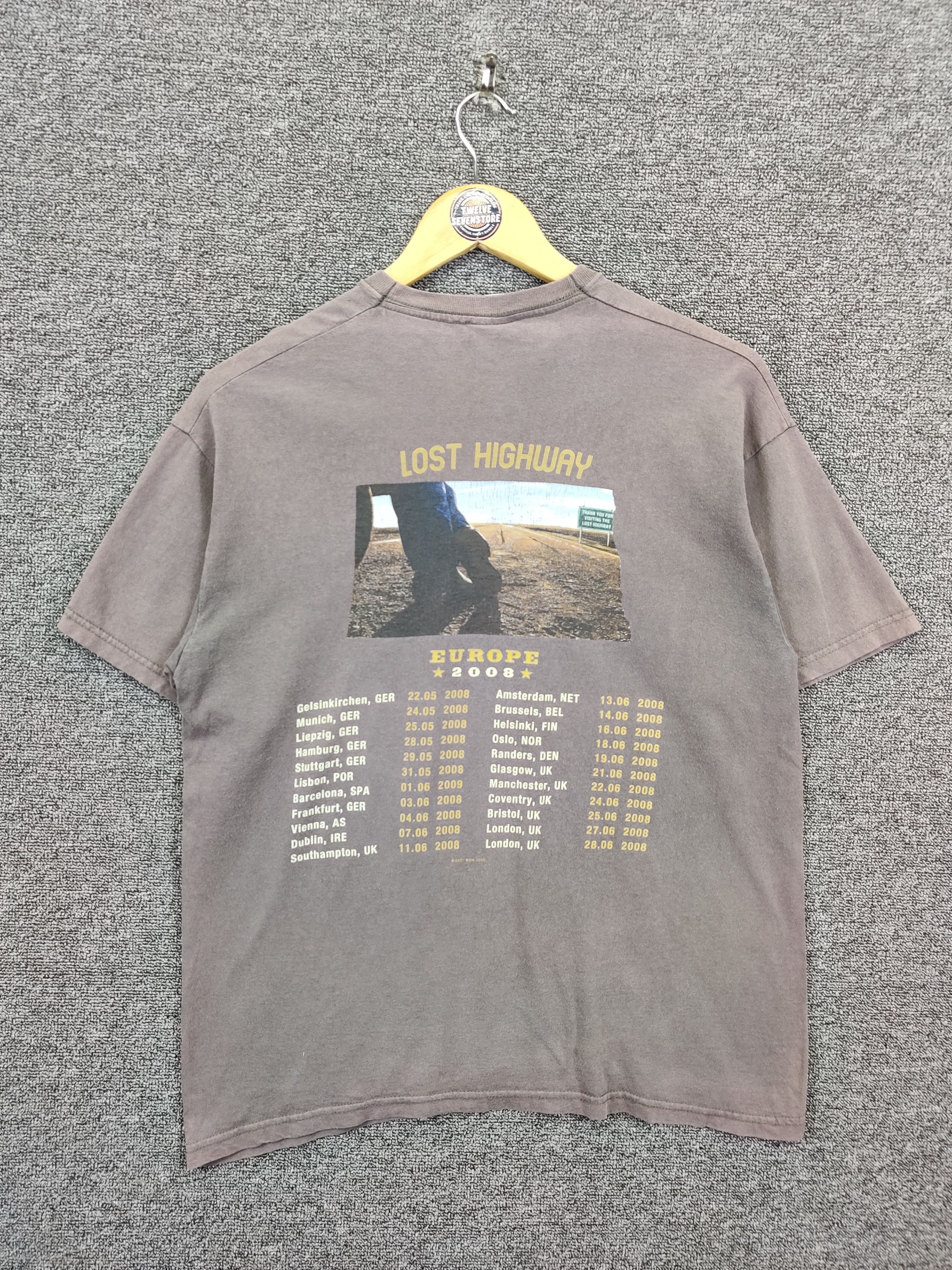 Band Tees Vintage Bonjovi Lost Highway Tour Band Tee Tshirt Size US M / EU 48-50 / 2 - 6 Thumbnail
