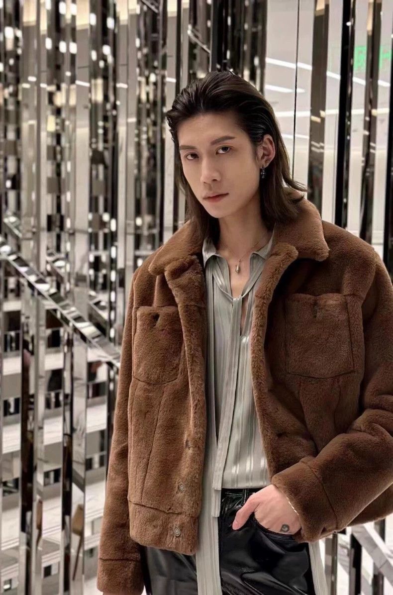 Saint Laurent Paris Saint Laurent Paris Brown fur jacket-2506 Size US L / EU 52-54 / 3 - 6 Thumbnail